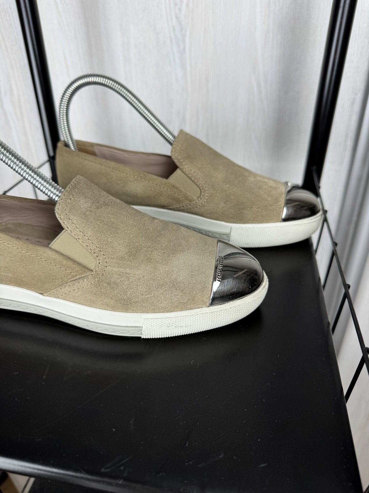 Miu Miu MIU MIU PRADA Beige Suede GRAY TRIM METAL CAP TOE LOAFERS 36 Size US 6 / IT 36 - 3 Thumbnail