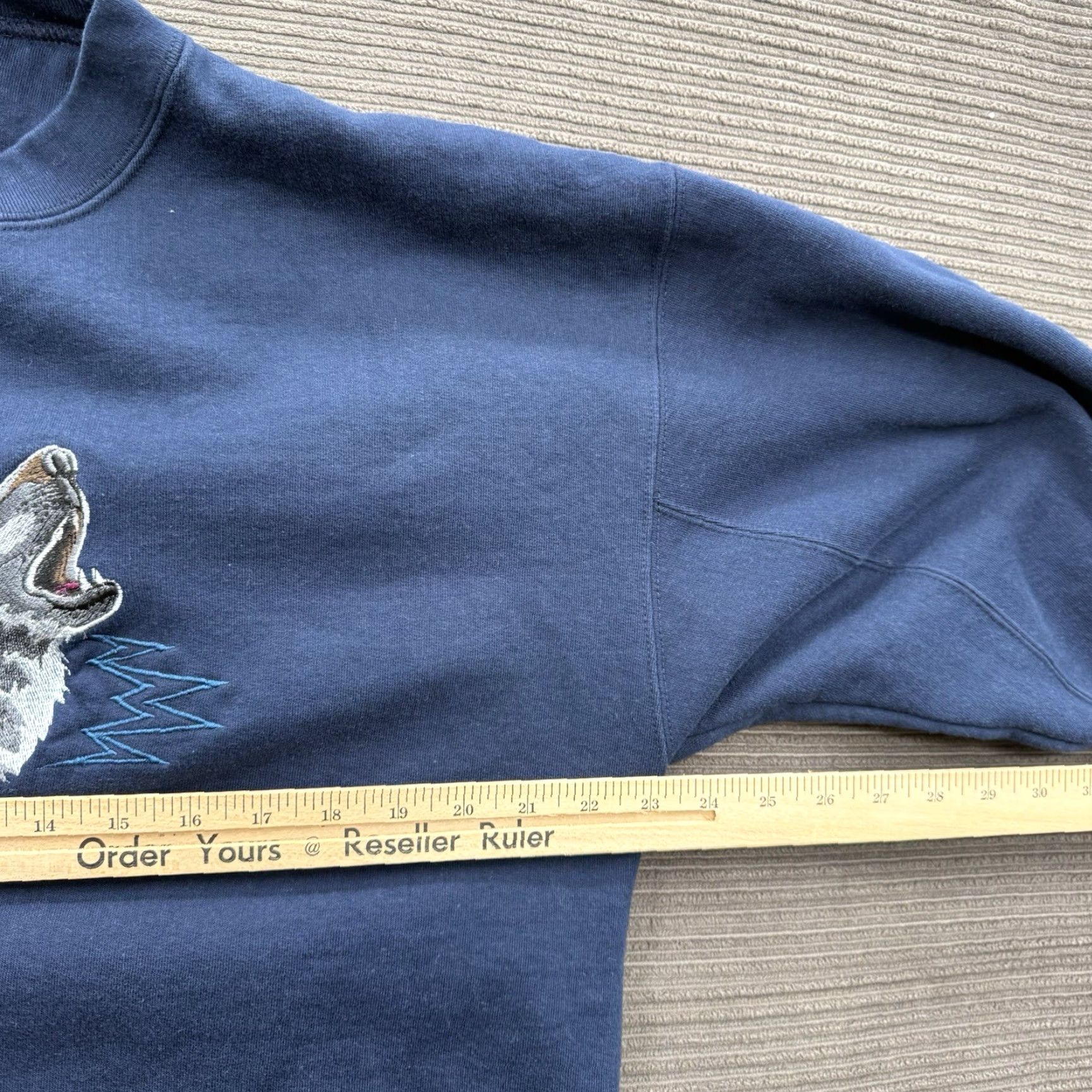 Vintage VINTAGE Head Waters Sweatshirt Men L Blue Cotton Graphic Print 90s Wool? Size US L / EU 52-54 / 3 - 4 Thumbnail