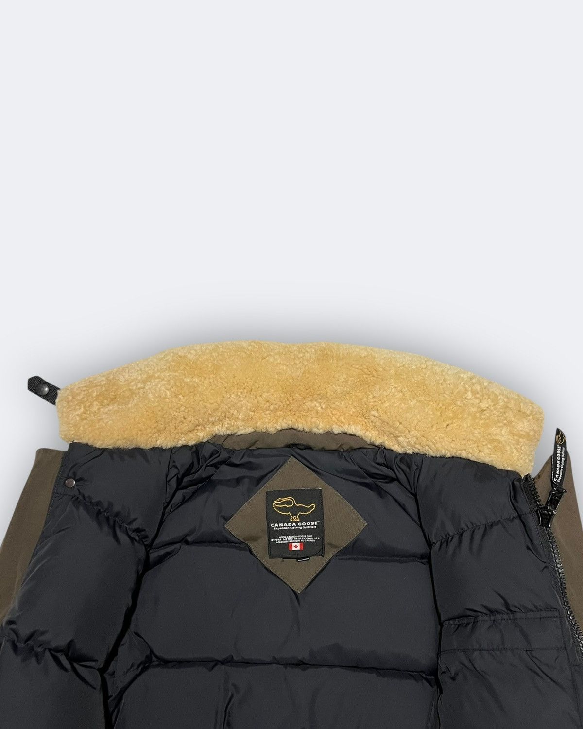 Canada Goose Canada Goose chilliwack Airforce shearling bomber Size US XXS / EU 40 - 8 Thumbnail