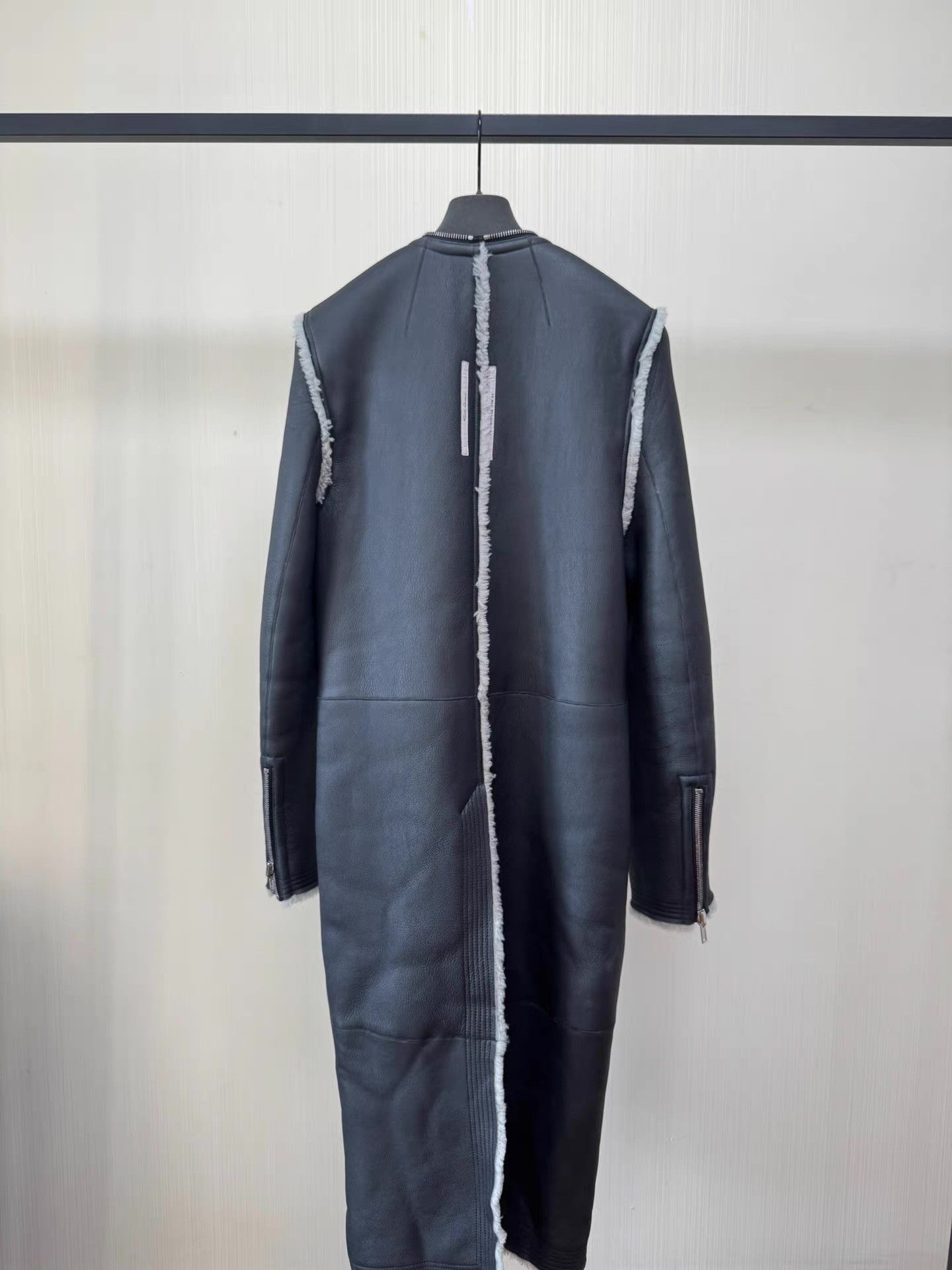 Rick Owens Rick Owens 24FW KLAUS COAT Reversible shearling coat Q8 Size US M / EU 48-50 / 2 - 2 Thumbnail