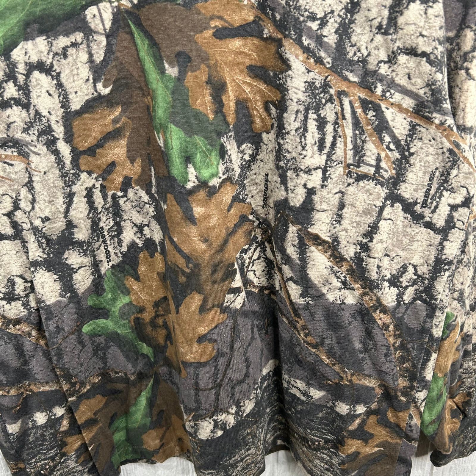 Jerzees Vintage Jerzees Forest Camo Mock Neck Long Sleeve Size Large Size US L / EU 52-54 / 3 - 2 Thumbnail