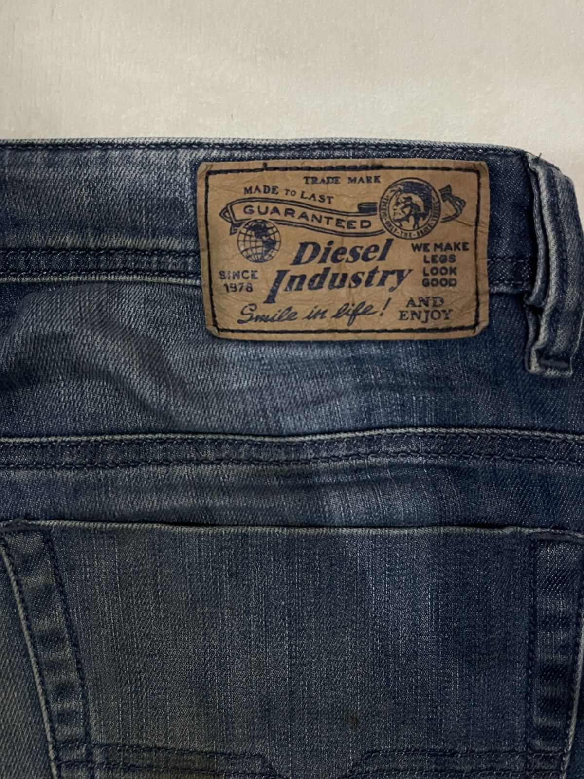 Diesel Vintage Mudwash Faded Regular Straight Dark Blue Jeans Size US 36 / EU 52 - 18 Thumbnail