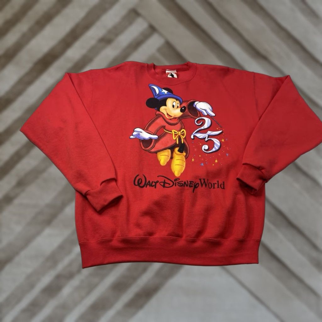 Disney VINTAGE Walt Disney World 25th Anniversary Mickey Mouse Fantasia Red Sweatshirt Large Size US L / EU 52-54 / 3 - 1 Thumbnail