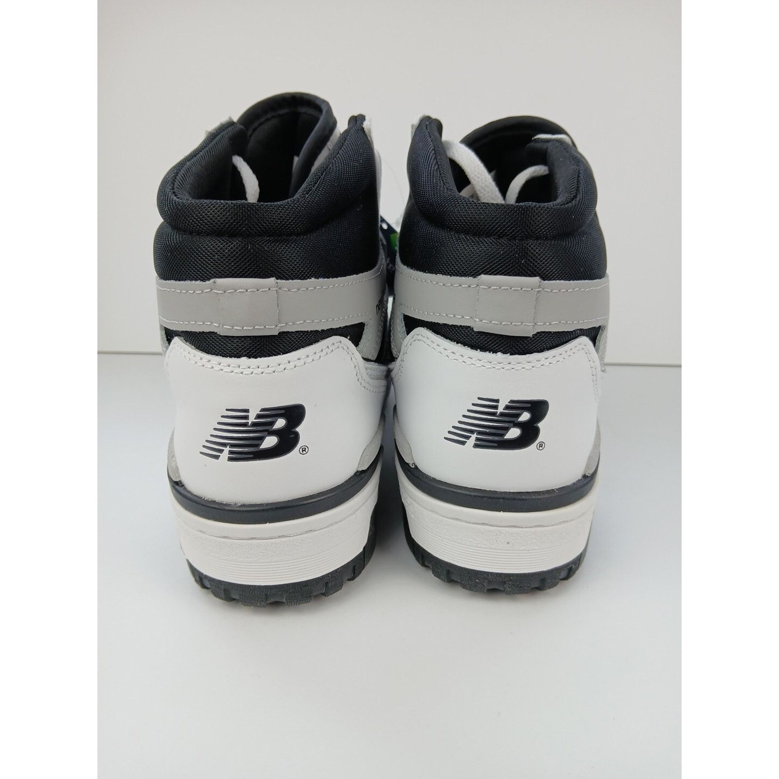 New Balance New Balance 650R Lifestyle White / BLK Shoes Men's Sz 11 Size US 11 / EU 44 - 8 Thumbnail