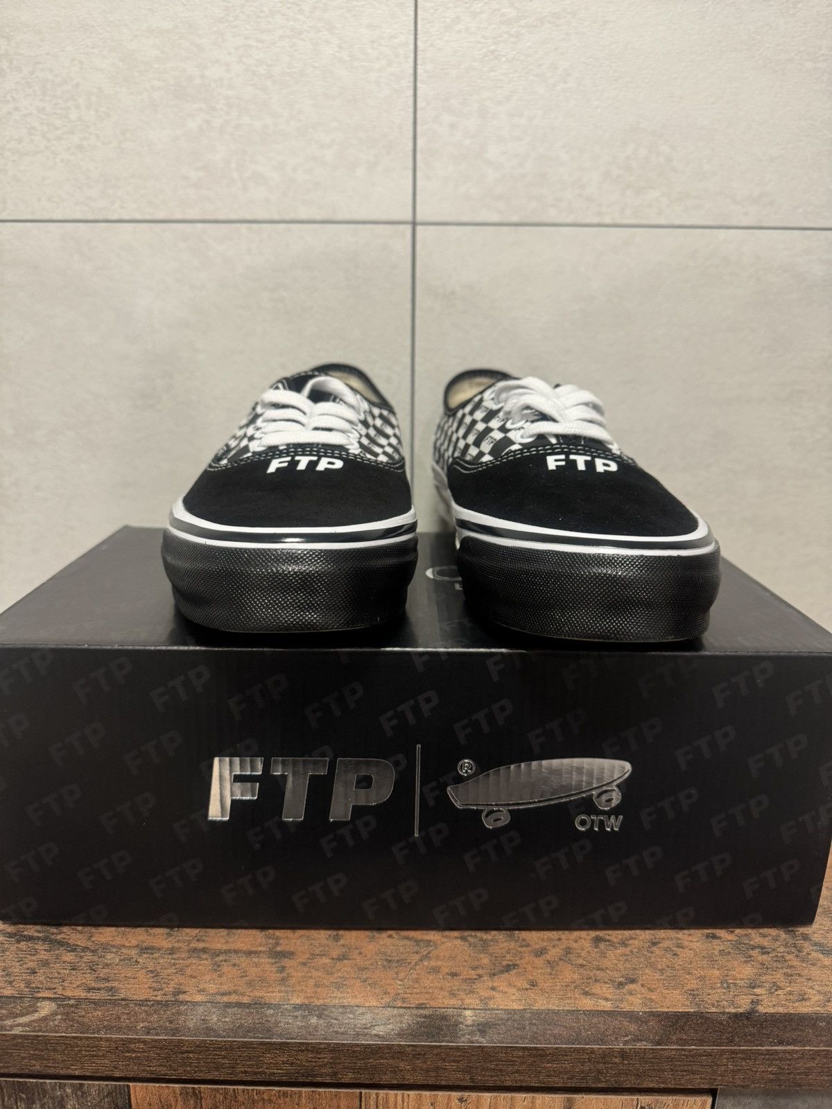 Fuck The Population × Van Ftp vans us12 eu46 Size US 12 / EU 45 - 2 Thumbnail