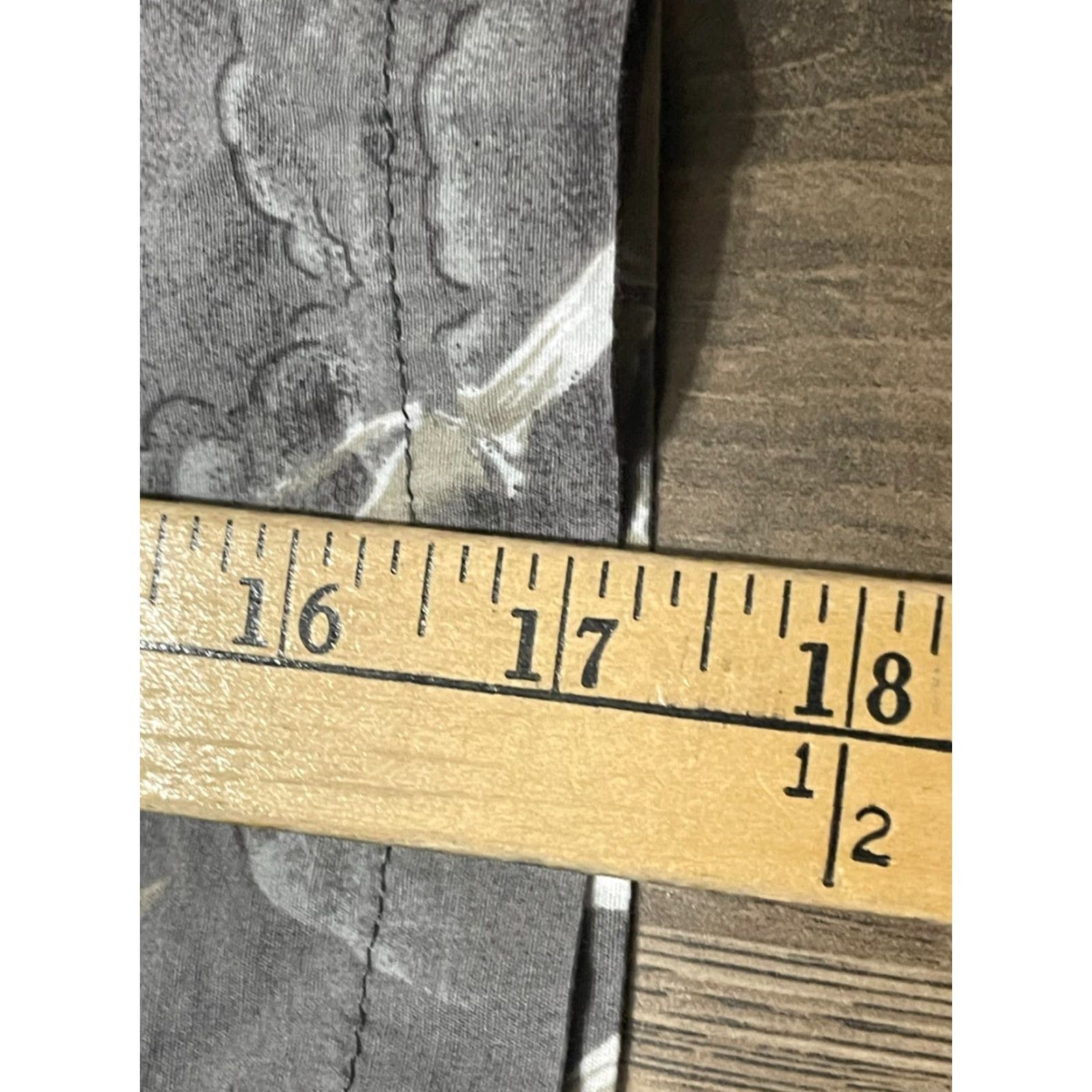 Vintage Ali's Fashion Shirt, Men's XL Gray Hawaiian Button Up, Short Sleeve, Floral, Button-Up, Casual, Hawaiian Theme, Men, Regular Fit, Fall Spring Summer Size US XL / EU 56 / 4 - 7 Thumbnail