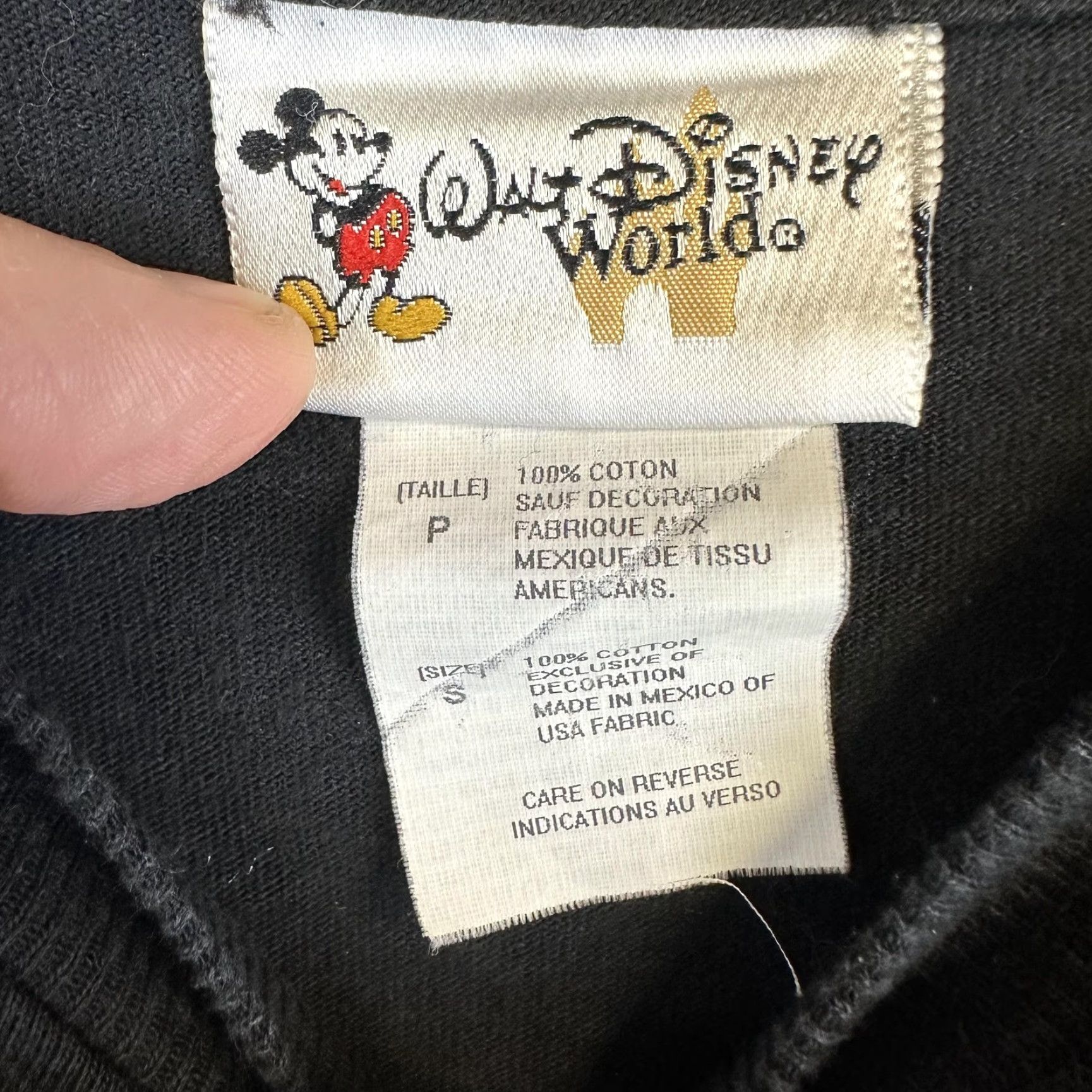 Disney VINTAGE Disney Shirt Mens Small Walt Disney World Happiest Celebration Black 00s Size US S / EU 44-46 / 1 - 5 Thumbnail