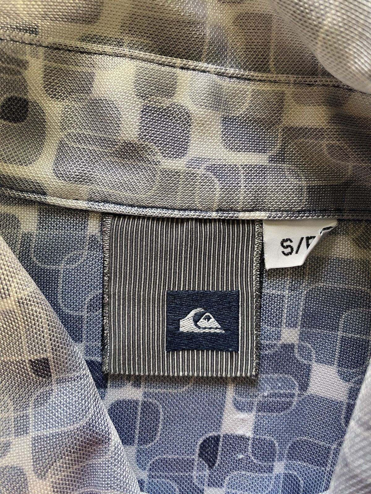 Quiksilver Vintage Y2K’s Quiksilver Polyester Like Squares Button Up Size US S / EU 44-46 / 1 - 10 Thumbnail
