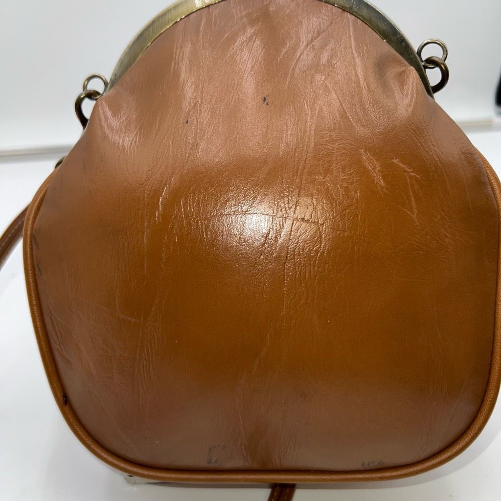 Other Capezio Vintage KISS Lock Faux Leather Crossbody Bag Size ONE SIZE - 7 Thumbnail