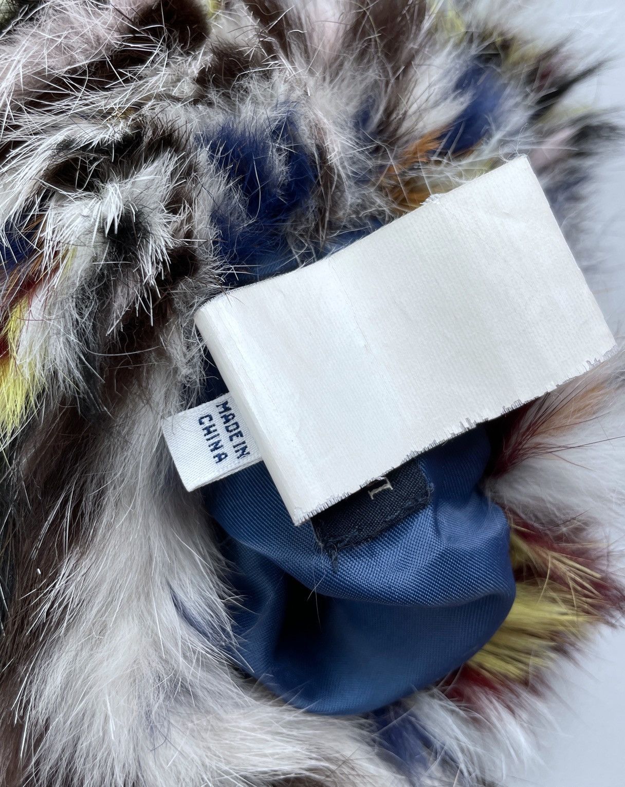 Armani Vintage Armani Jeans Rabbit Fur Trim Lace Muff Handwarme Size ONE SIZE - 7 Thumbnail