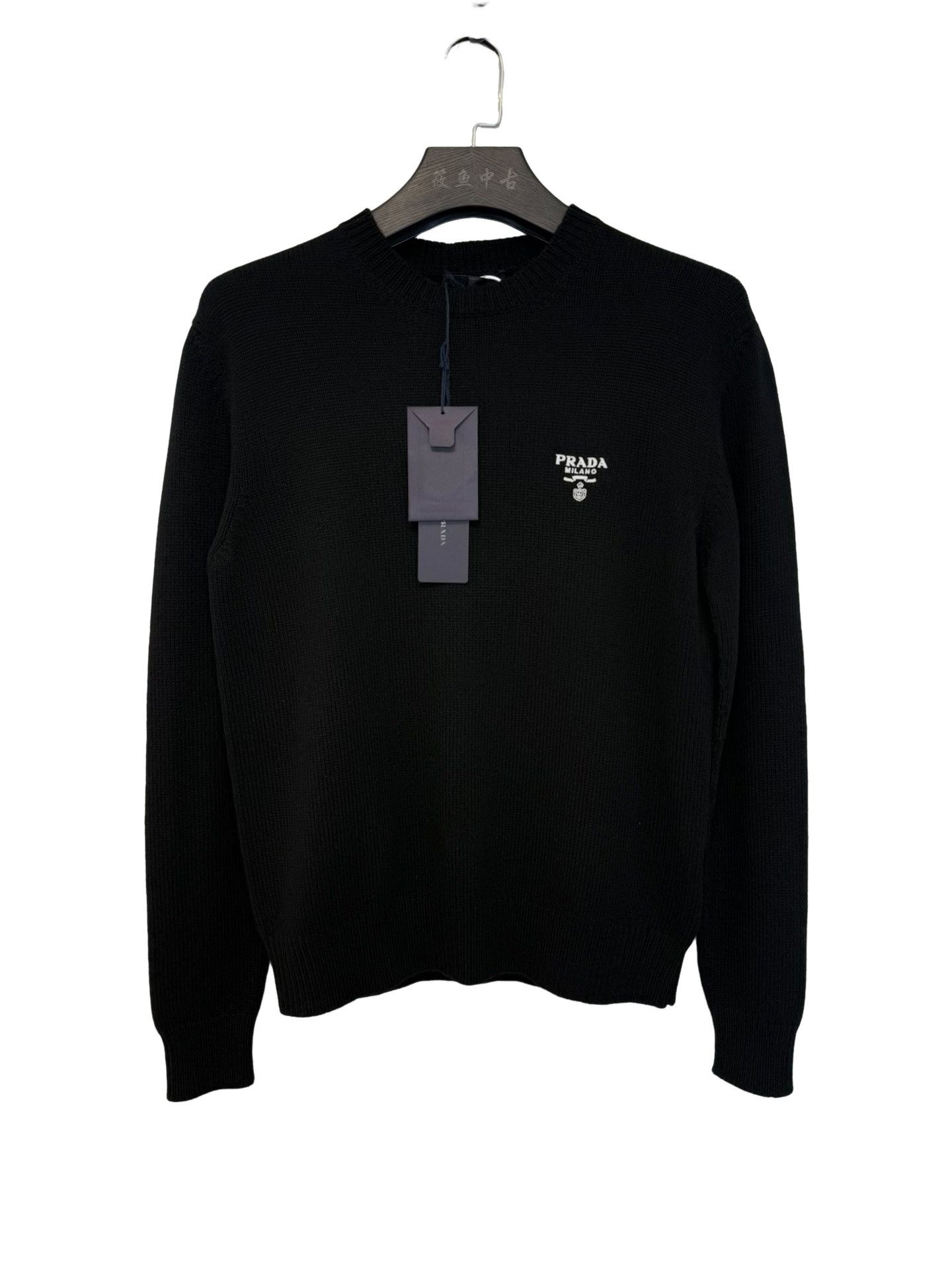 Prada Prada Logo Patch Knit Sweater Size 46 Size US S / EU 44-46 / 1 - 1 Thumbnail