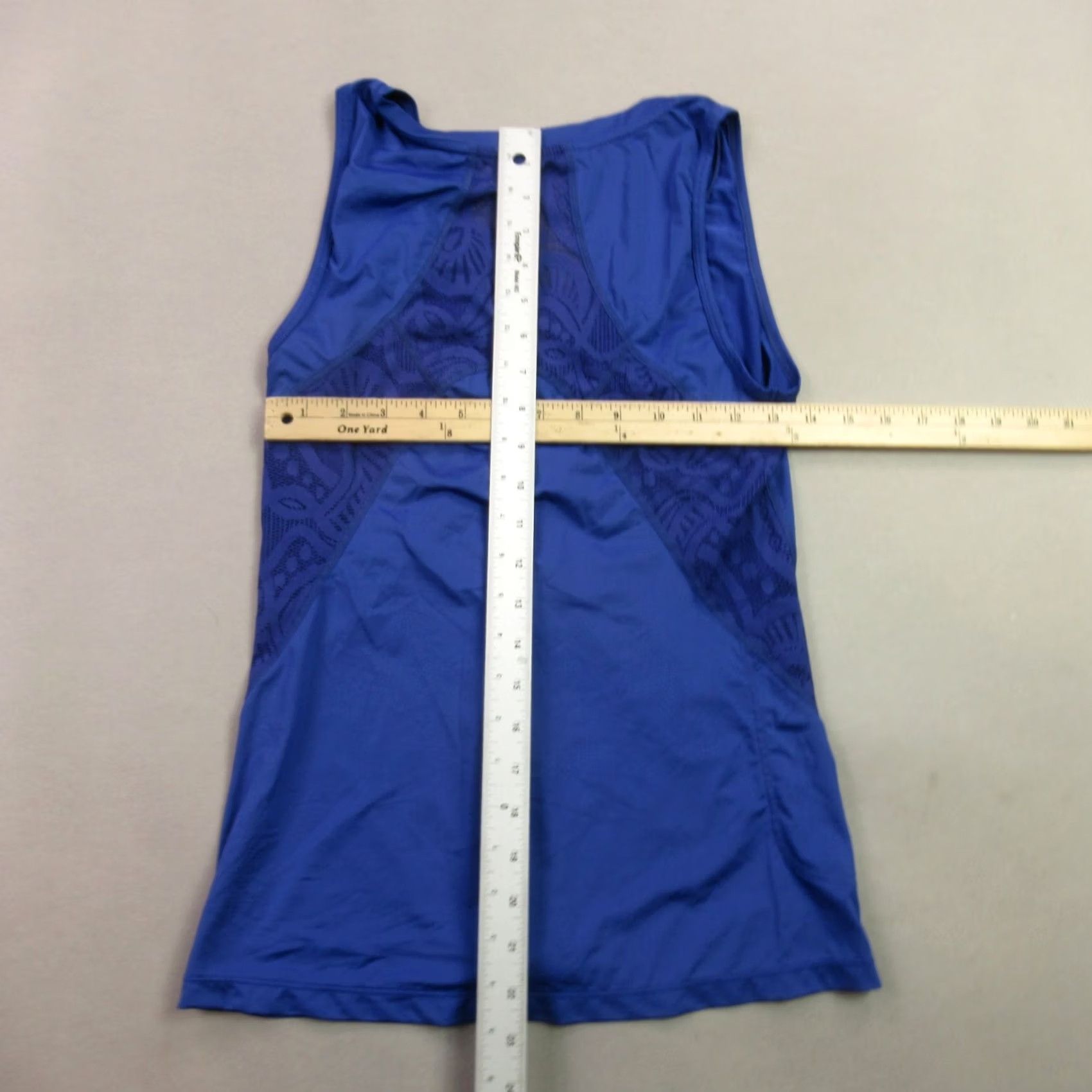 Merrell Merrell Tank Top Womens Small Sleeveless Lightweight Selectwick Workout V Necn Size S / US 4 / IT 40 - 6 Thumbnail