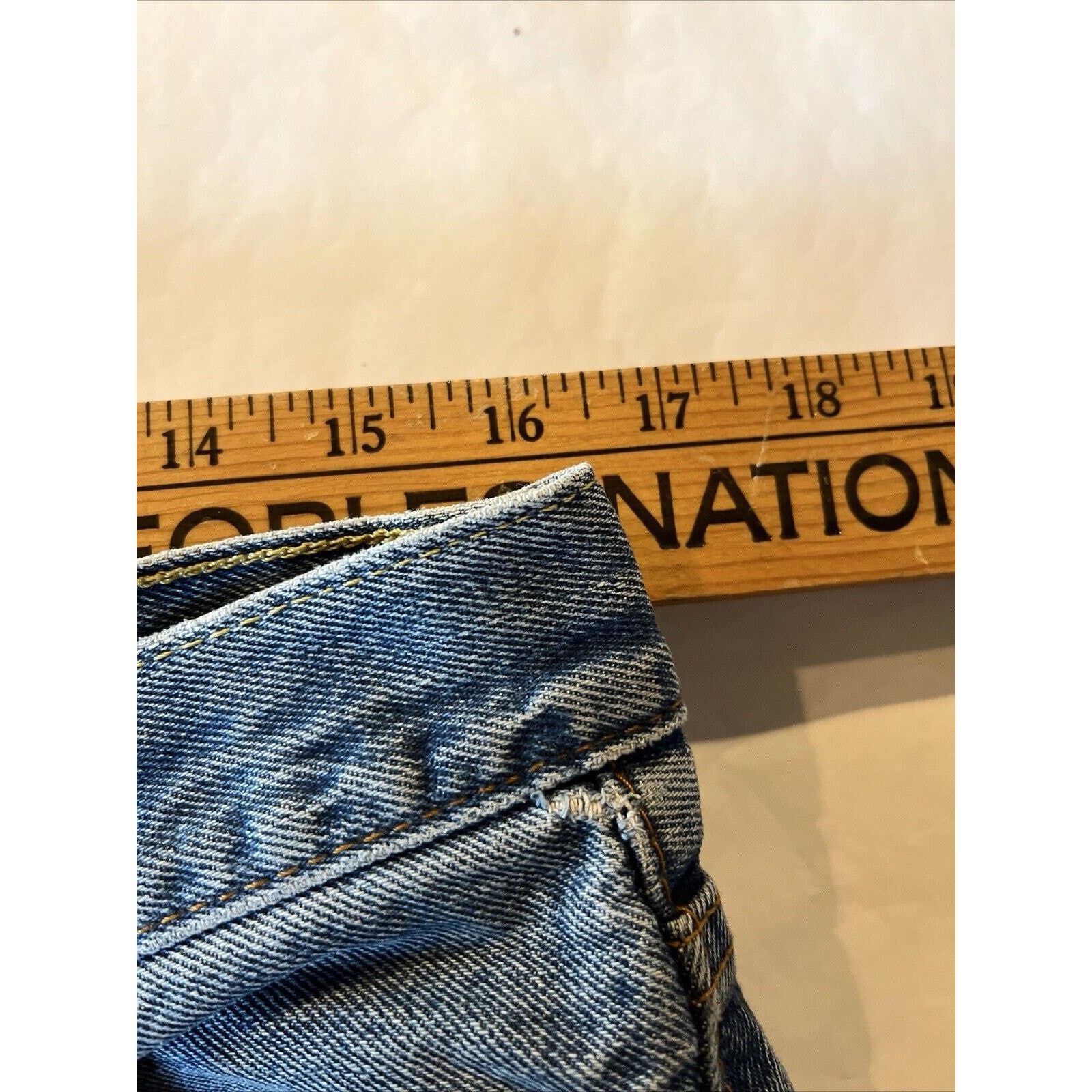Levi's Levi’s 550 Mens 33x27 Relaxed Straight Leg Denim Jeans Blue Size US 33 - 4 Thumbnail