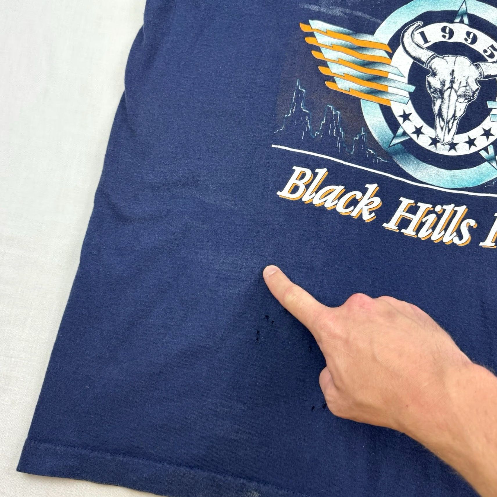 Vintage VINTAGE Sturgis T Shirt Adult XL Blue 90s Biker Motorcycle Rally 1995 Black Hills Mens X L Shirt Size US XL / EU 56 / 4 - 7 Thumbnail