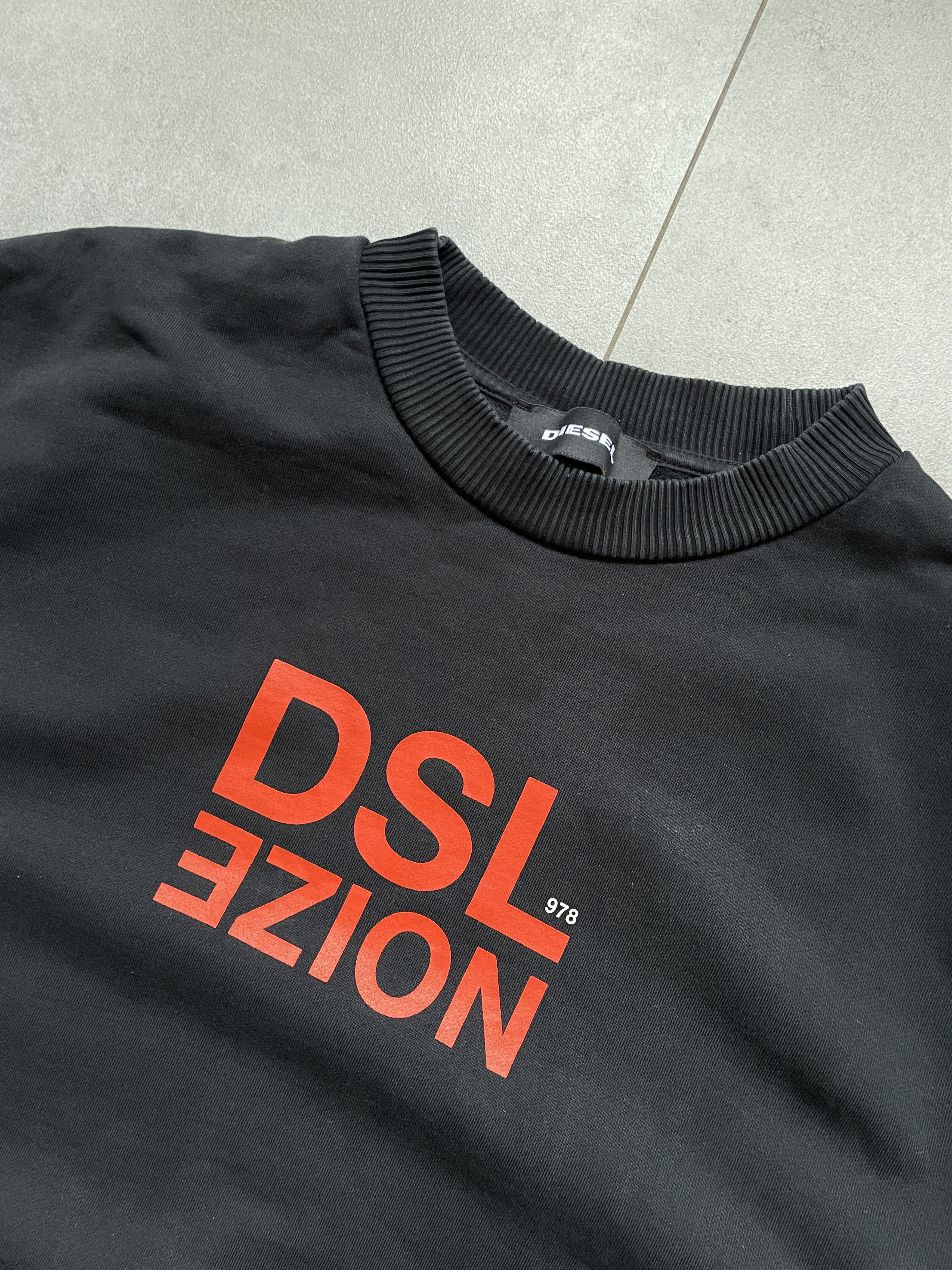 Diesel DIESEL BOXY NOIZE S-BAY B-RAVE RAVE SAMURAI GRAPHIC CREWNECK Size US M / EU 48-50 / 2 - 3 Thumbnail