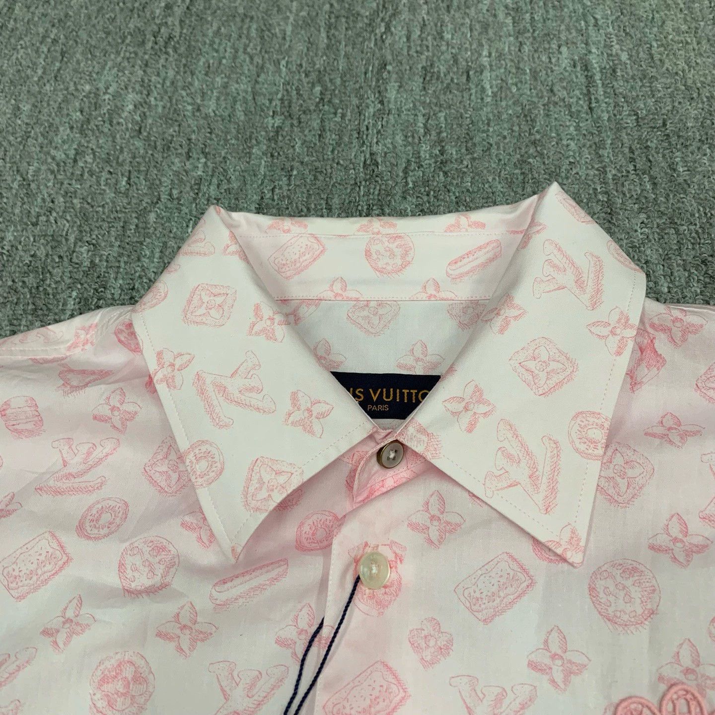 Louis Vuitton LV x Tyler Pink Monogram Shirt Jacket L NWT 14184 Size US L / EU 52-54 / 3 - 9 Thumbnail