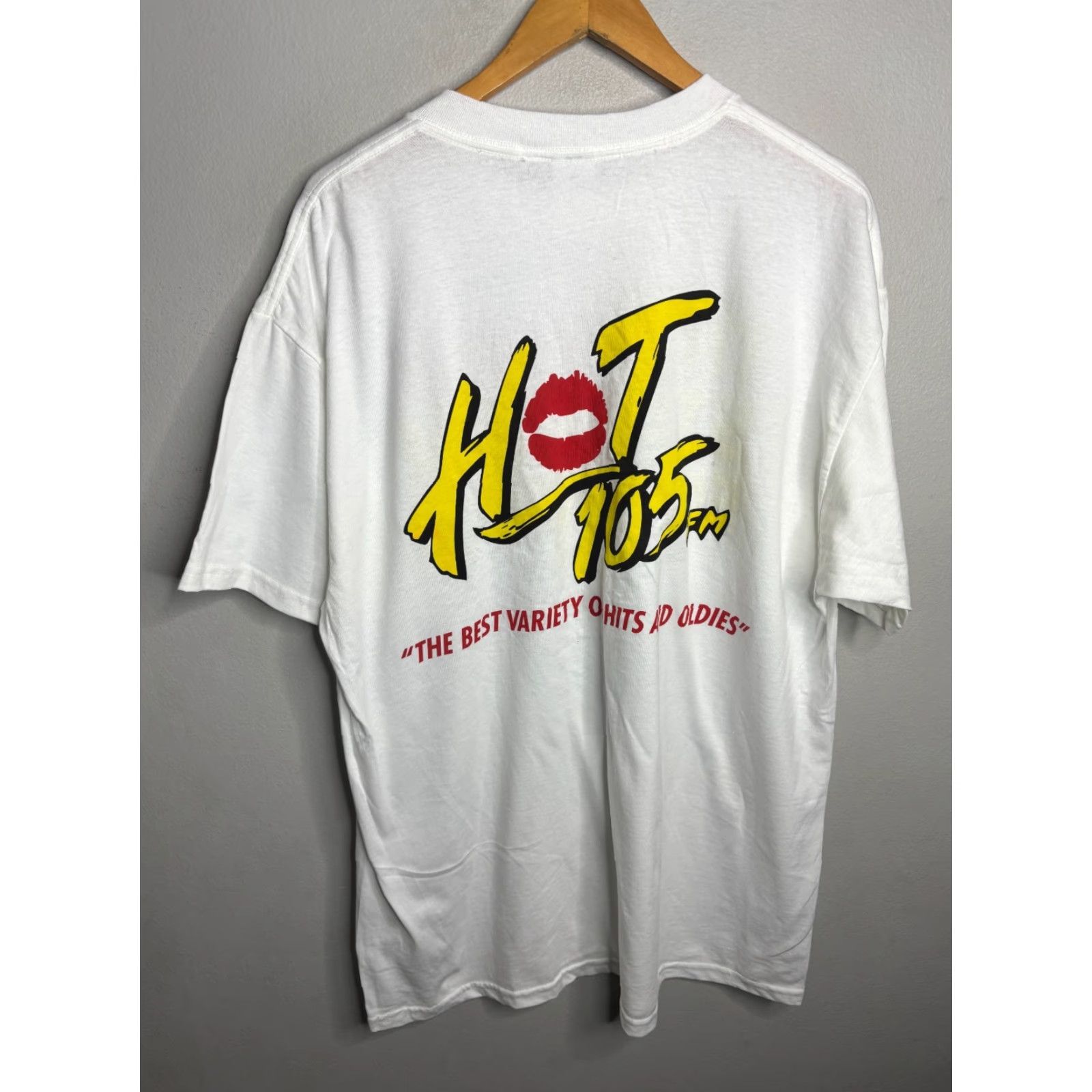 Delta VINTAGE Delta Shirt Mens XL White 90s Promo Tee Radio Station Graphic Print Short Sleeve Crew Neck 6725 Size US XL / EU 56 / 4 - 4 Thumbnail