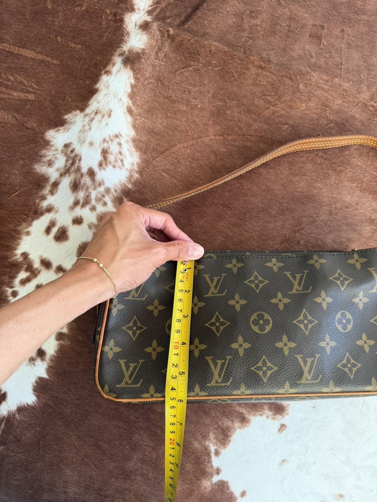 Louis Vuitton Louis Vuitton Monogram Cité Handbag MM Size ONE SIZE - 22 Thumbnail