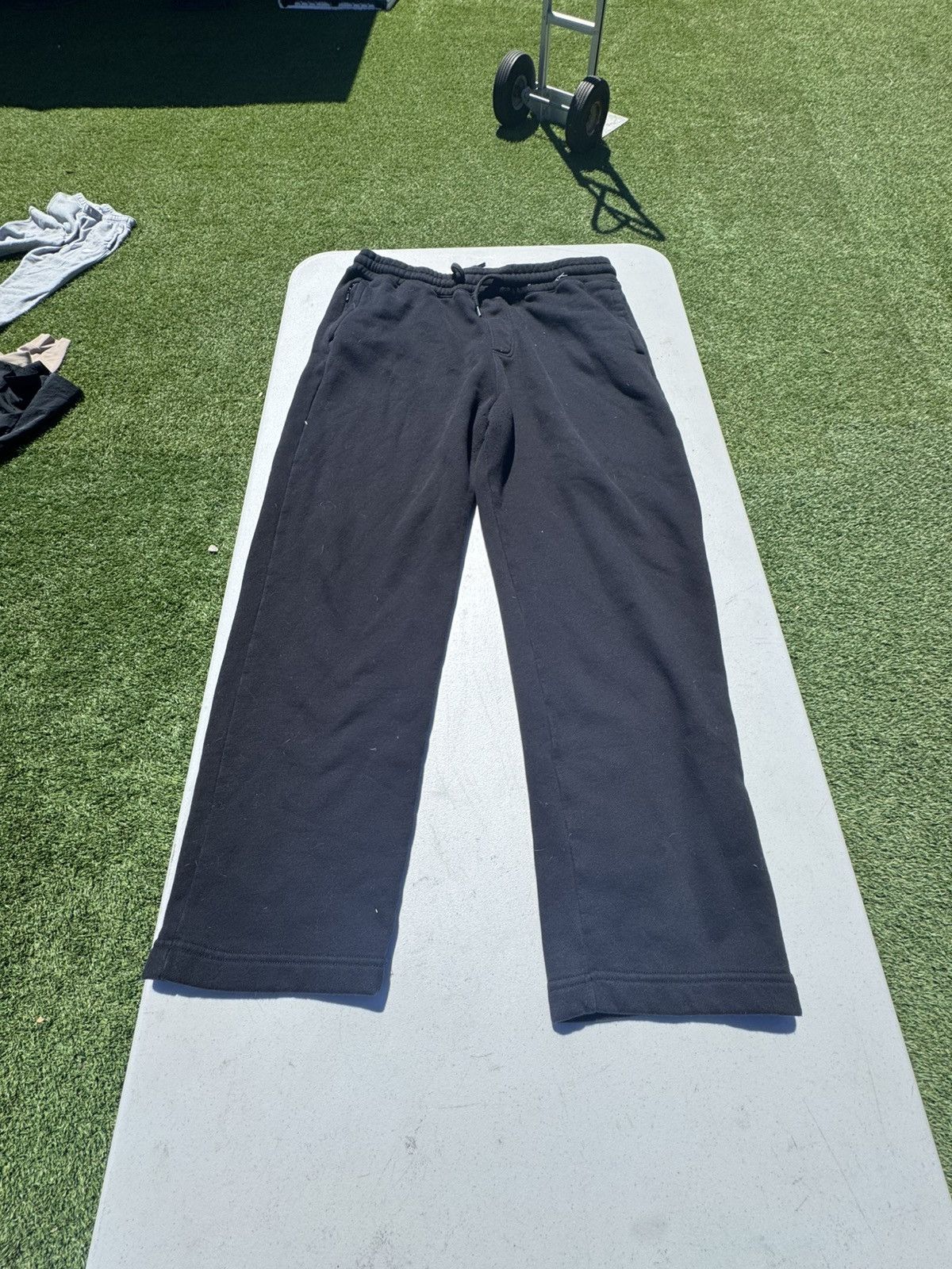 Hollister Men baggy joggers Size US 42 / EU 58 - 1 Thumbnail