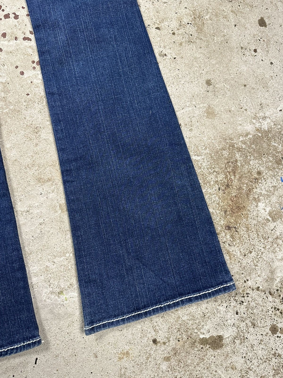 True Religion × Vintage Vintage Y2K True Religion Bobby Big T Flare Denim Pants Jean Size US 27 - 14 Thumbnail