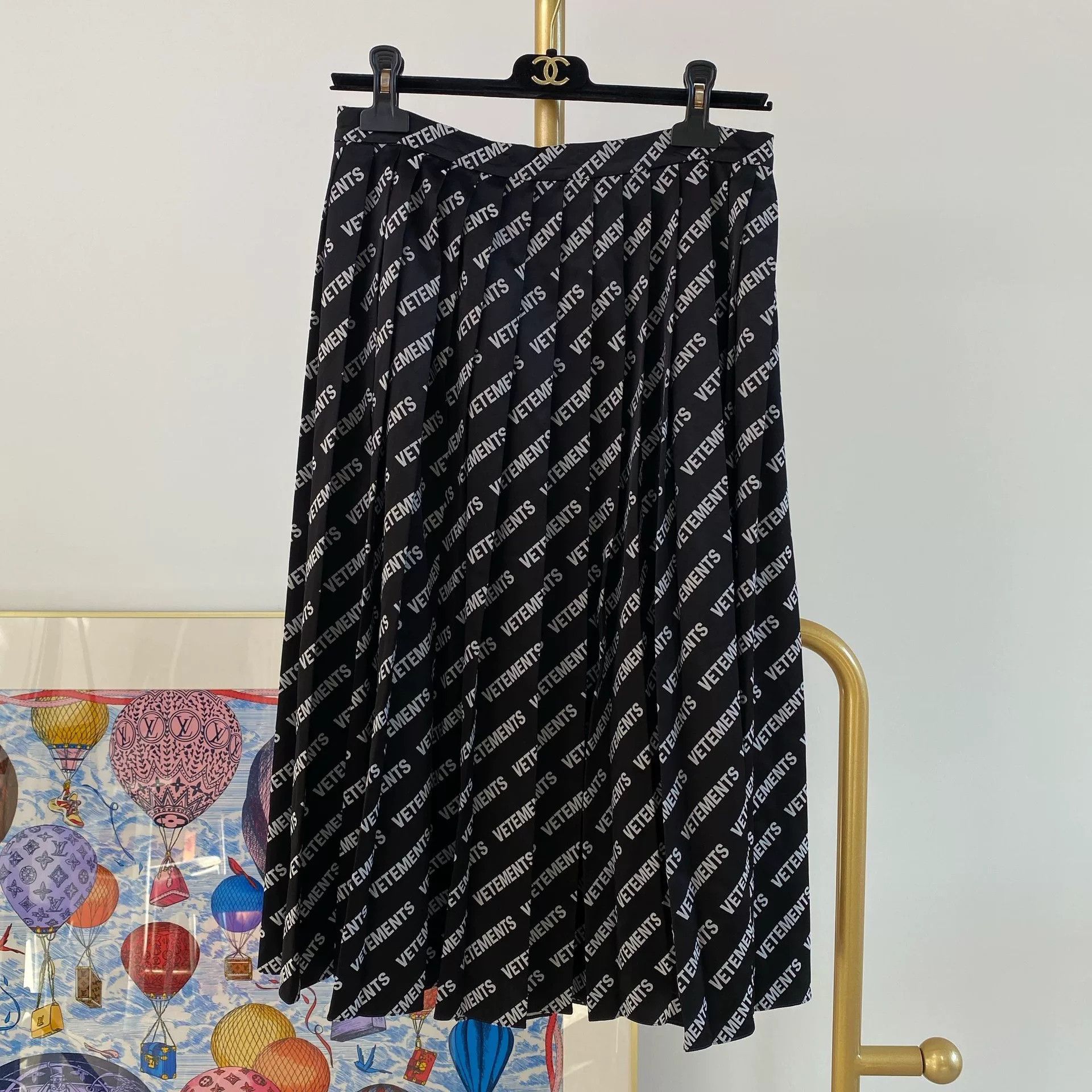 Vetements VETEMENTS Black Letter Print Skirt Size US 36 / EU 52 - 1 Thumbnail