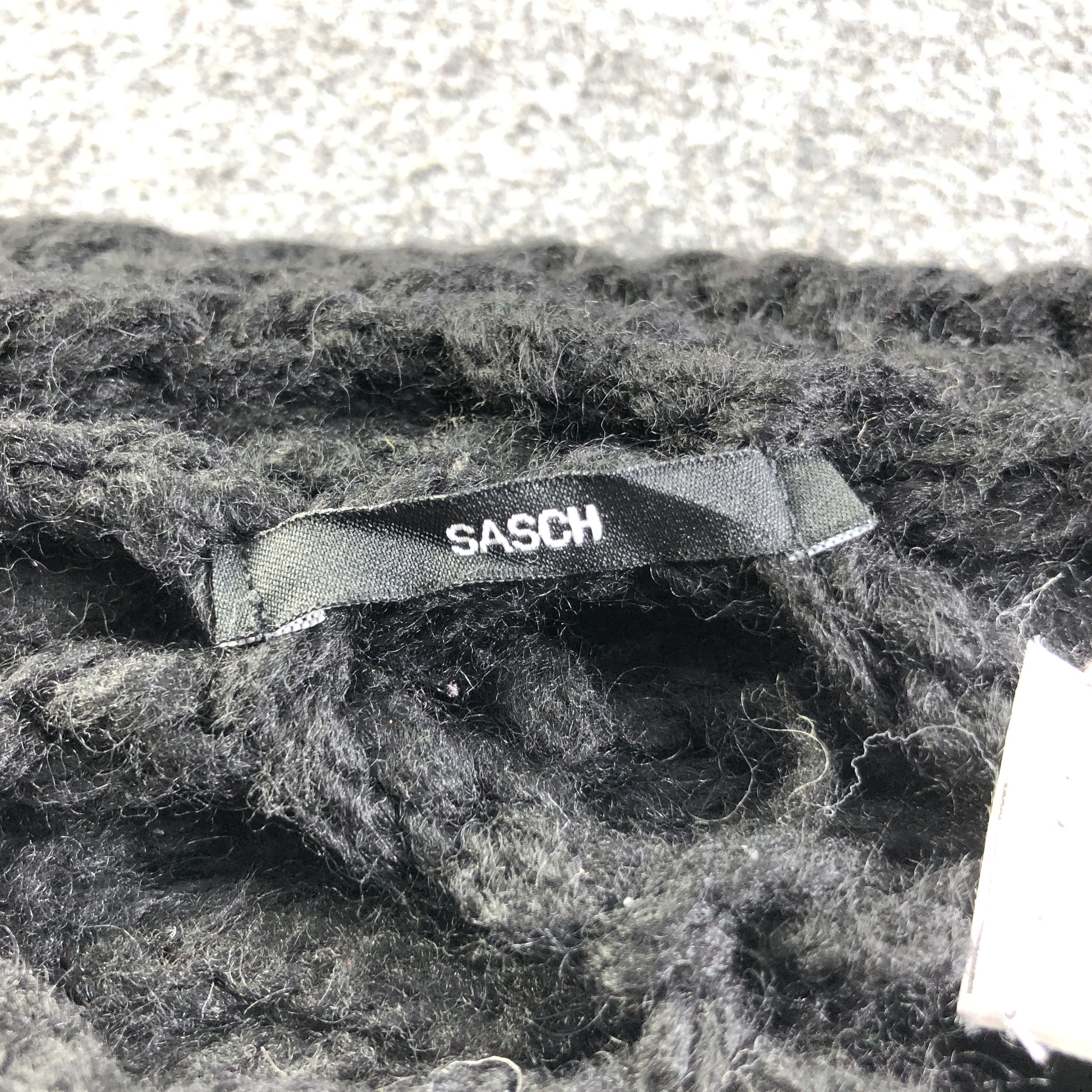 Seditionaries Sasch Fishnet Wool Scarf Muffler Neckwear V2614 Size ONE SIZE - 4 Thumbnail