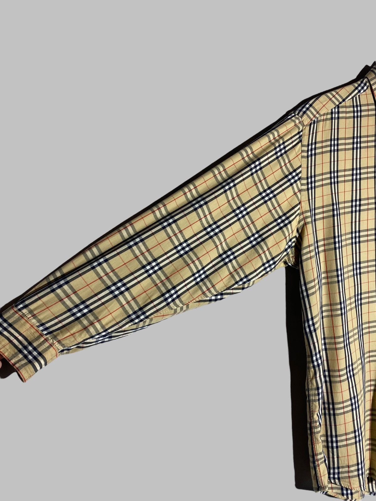Burberry VINTAGE BURBERRY LONDON NOVA CHECK SHIRT M UK DRILL STYLE Size US M / EU 48-50 / 2 - 5 Thumbnail