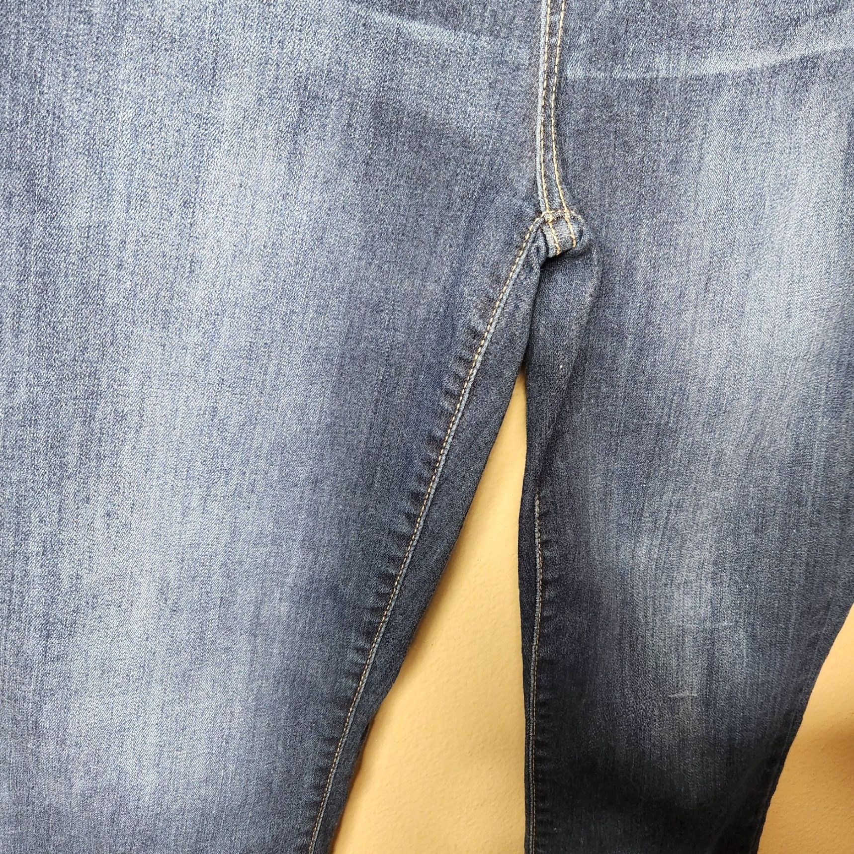 Vintage VINTAGE Judy Blue Huntington Mid Rise Relaxed Fit Dark Wash Chewed Hem Jeans-Size 31 Size 24" / US 00 / IT 34 - 5 Thumbnail