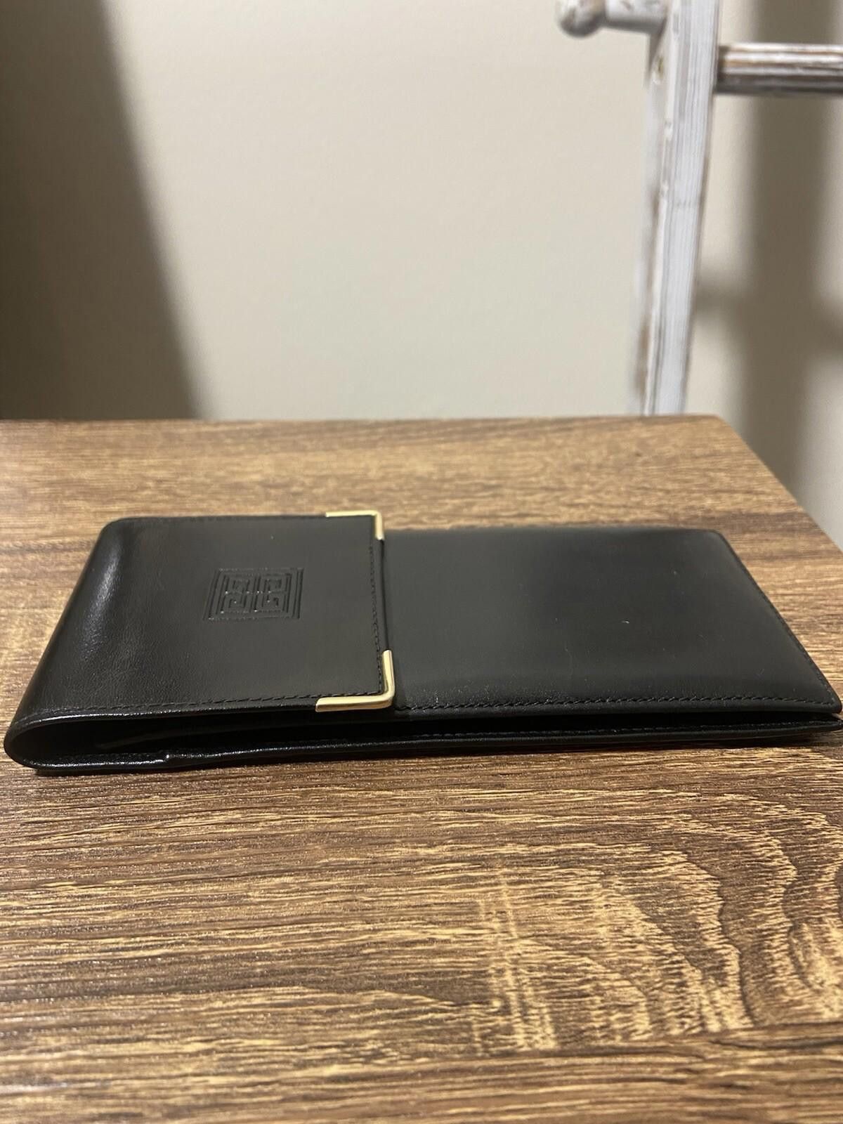 Givenchy Rare Givenchy soft black leather sunglasses case multipouch Size ONE SIZE - 5 Thumbnail