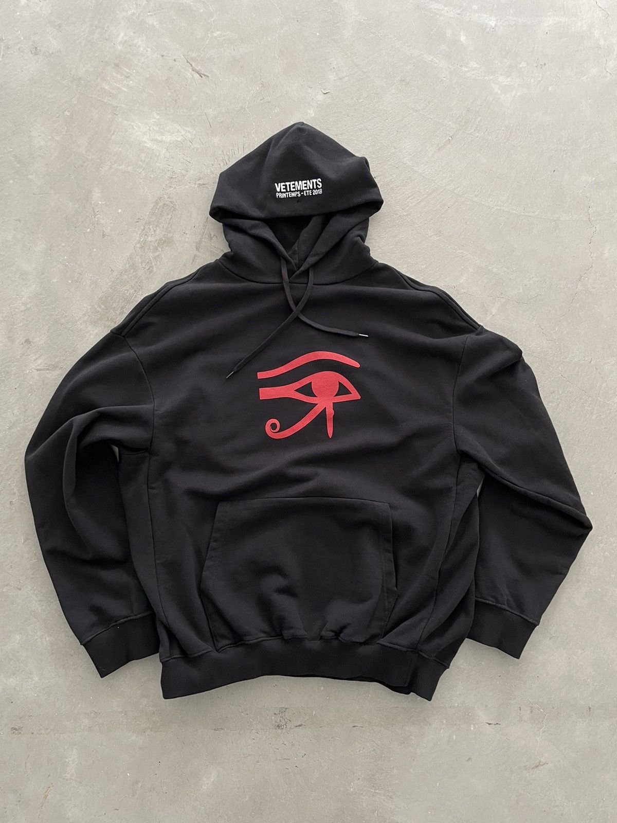 Vetements Vetements ss18 Eye of Horus hoodie Grailed