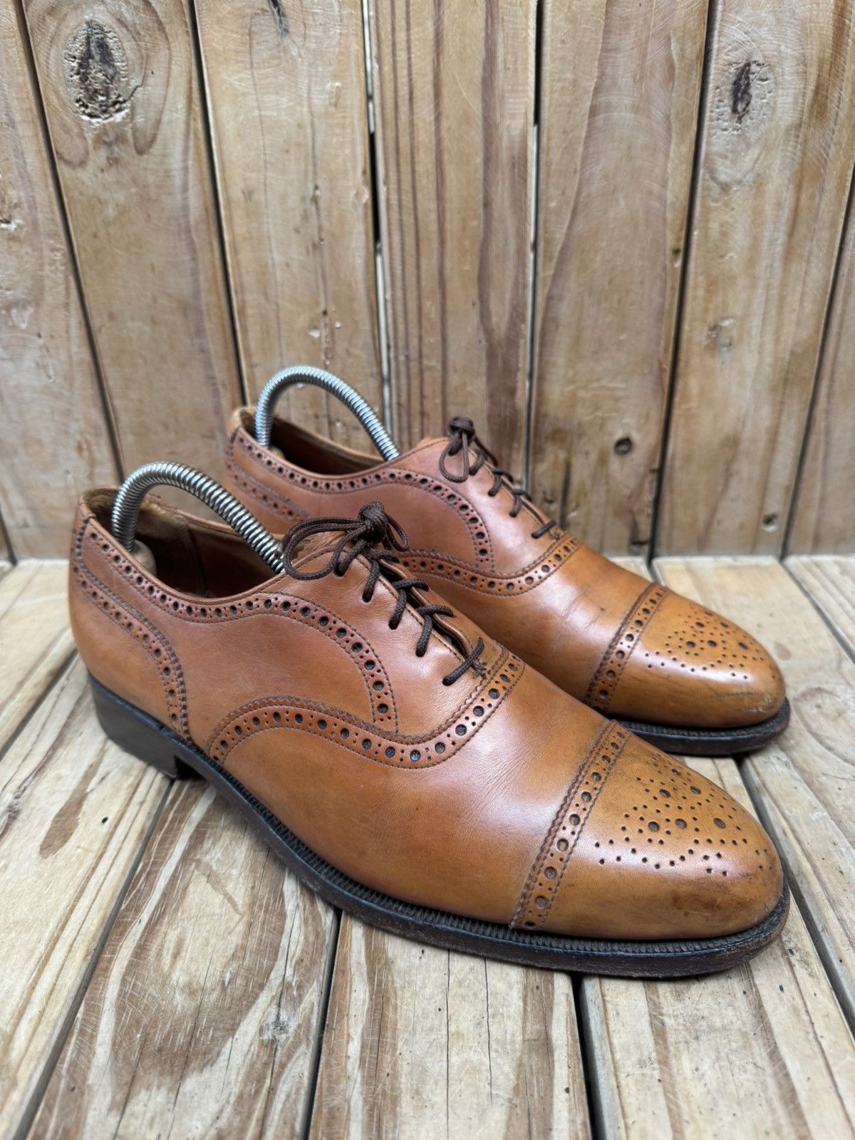 Crockett & Jones Crockett & Jones x Barneys Newyork Men’s dress shoes US 9.5D Size US 9.5 / EU 42-43 - 4 Thumbnail