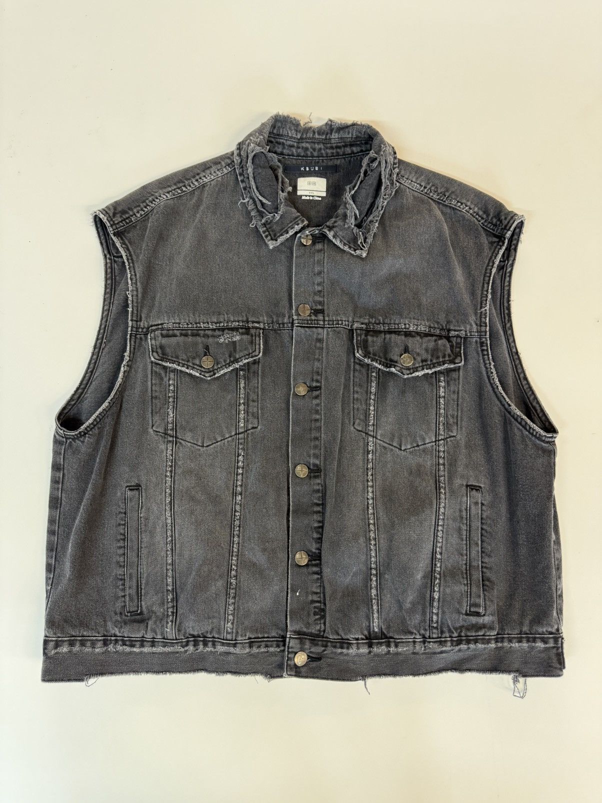 Ksubi KSUBI Faded Black Denim Vest — Cut-Off Trucker XXL Size US XXL / EU 58 / 5 - 5 Thumbnail