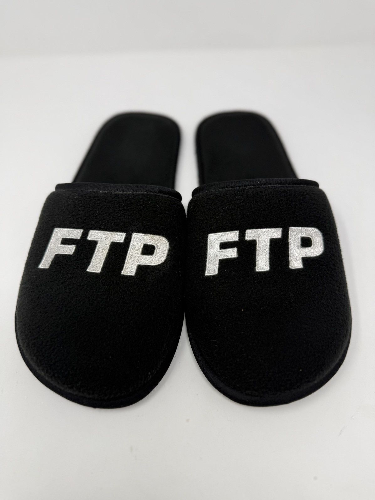 Fuck The Population FTP black Logo Slippers size L/XL Size US 10 / EU 43 - 2 Thumbnail