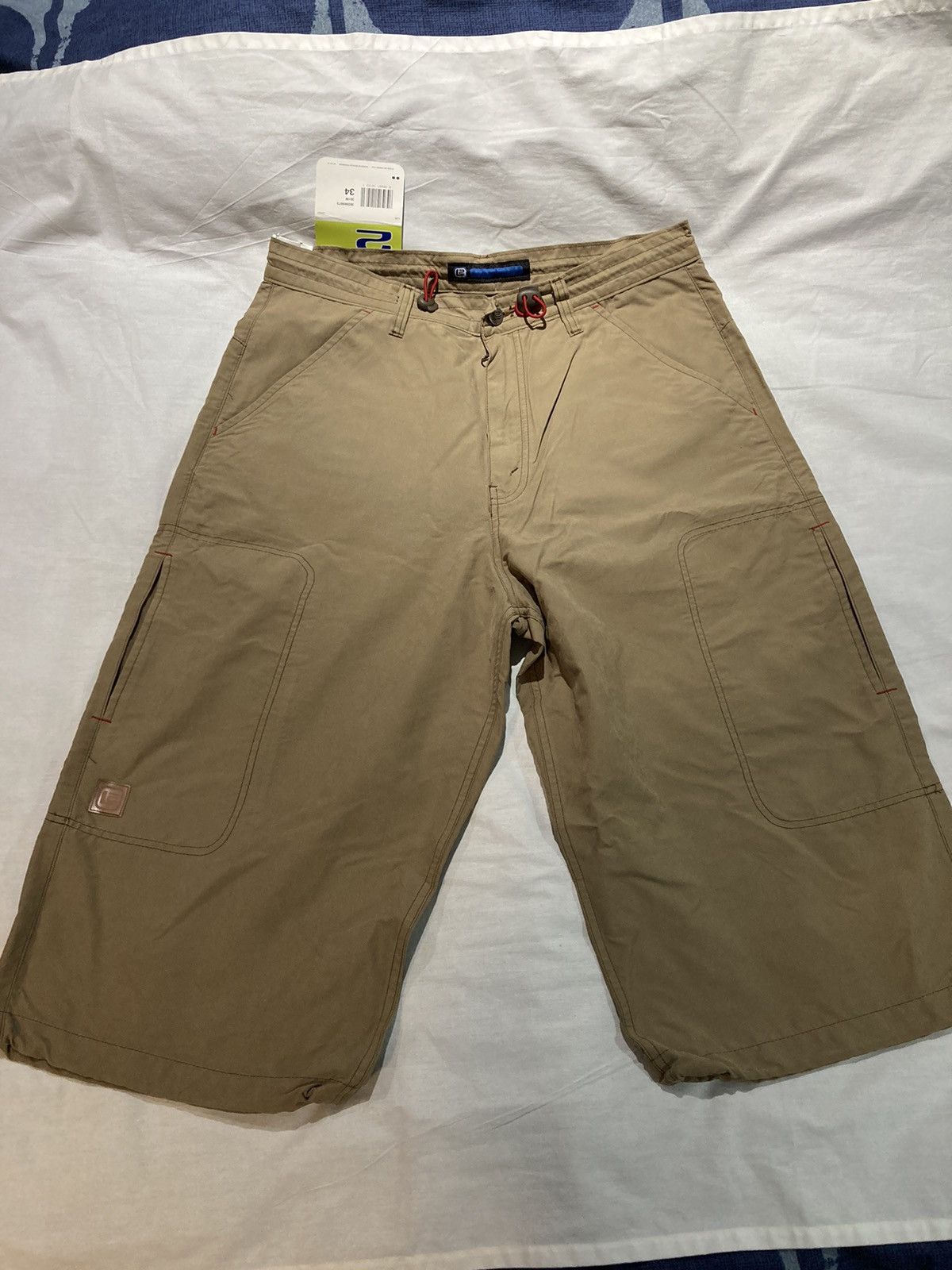 Image of Levis Vintage Levi’S L2 Shorts! Size 34, Nwt! 2000’S! in Beige, Men's