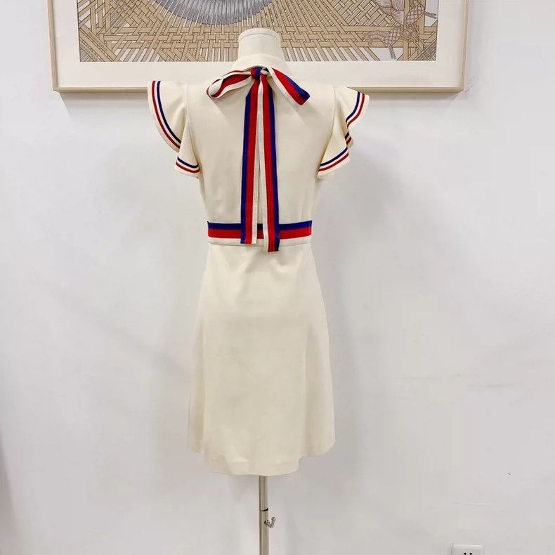 Gucci Gucci White lace dress 2504-Nextarrow Size M / US 6-8 / IT 42-44 - 2 Thumbnail
