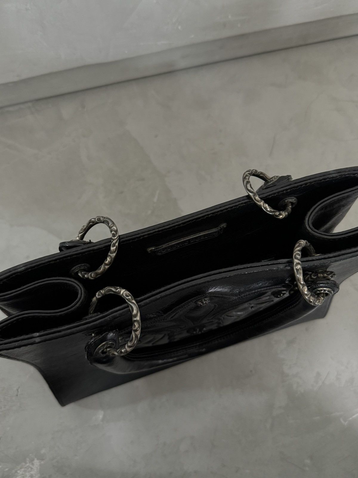 Chrome Hearts Rare 90s - Grained Calfskin Fleur De Lis Leather Handbag Size ONE SIZE - 8 Thumbnail