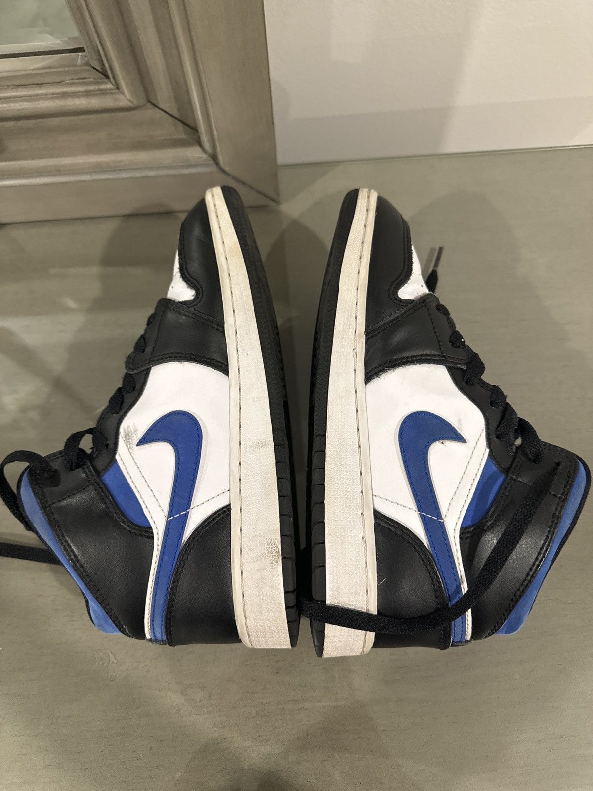 Nike Nike Jordan 1 Mid White Black Racer Blue Size US 5 / EU 37 - 5 Thumbnail