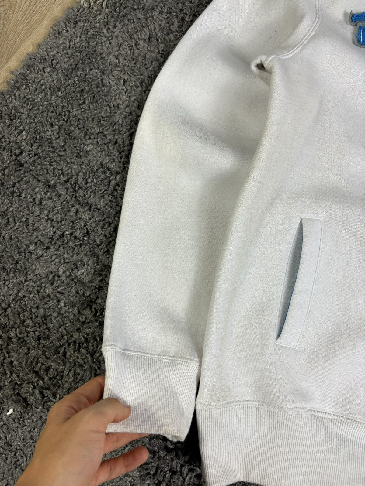 Diesel × Japanese Brand Vintage Y2K Diesel Zip Distressed Big Logo White Size US M / EU 48-50 / 2 - 7 Thumbnail