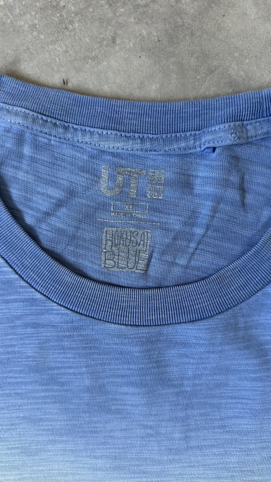 Uniqlo HOKUSAI BLUE JAPAN TEE Size US L / EU 52-54 / 3 - 4 Thumbnail