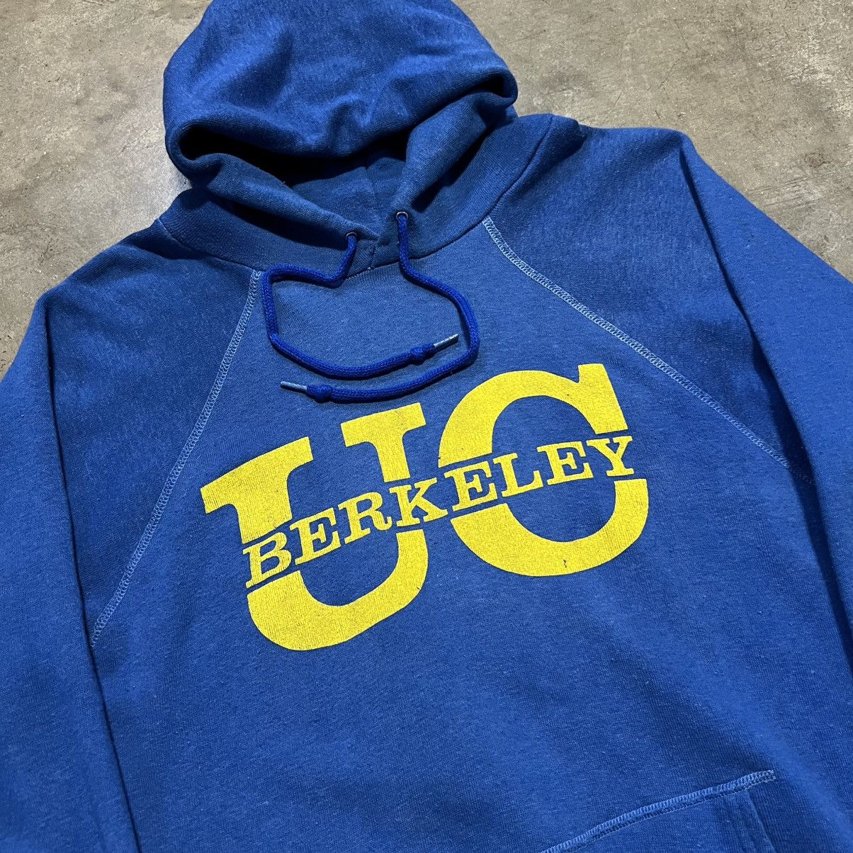 Vintage Vintage 80s UC Berkeley Hoodie Sweatshirt College Raglan USA Size US S / EU 44-46 / 1 - 6 Thumbnail