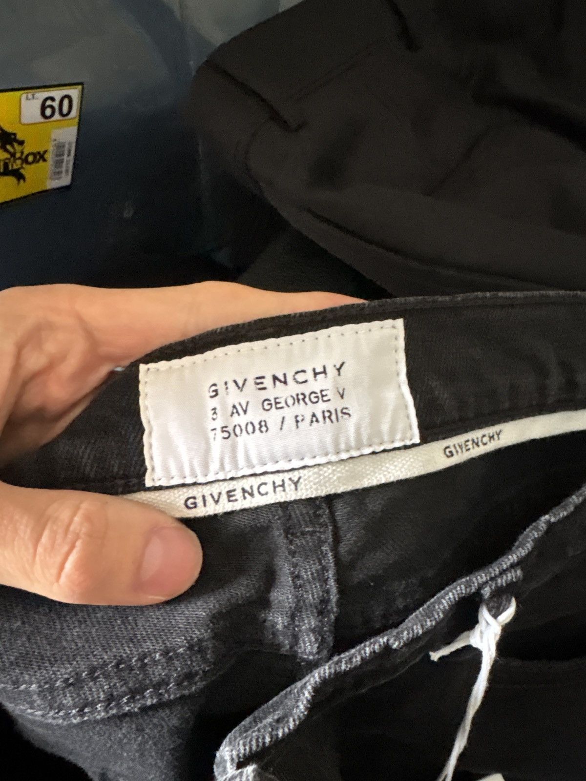 Givenchy Givenchy Distressed Jeans Size US 33 - 8 Thumbnail