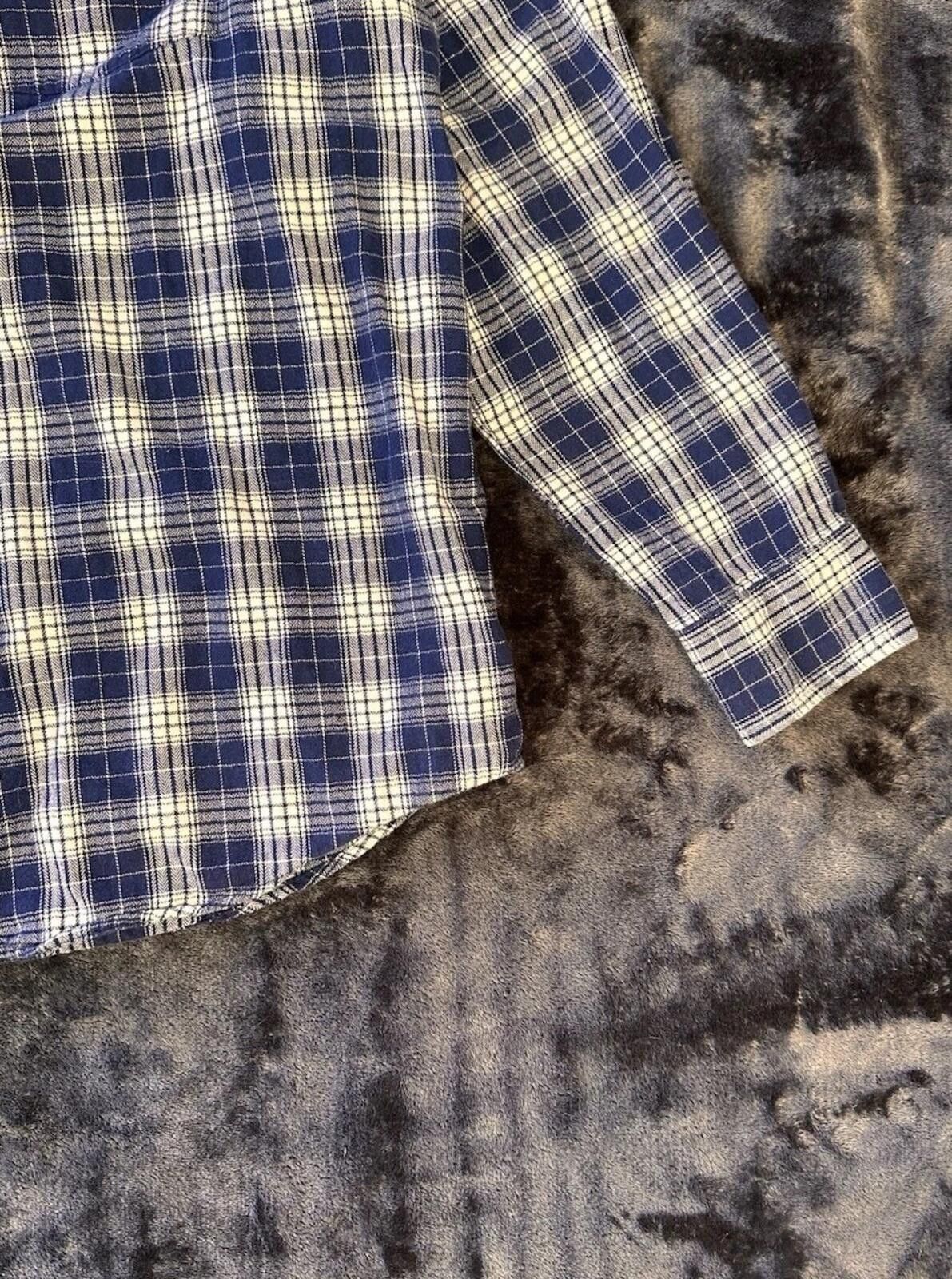 St. Johns Bay St John's Bay Men's Large Blue White Flannel Button-Down Size US L / EU 52-54 / 3 - 2 Thumbnail