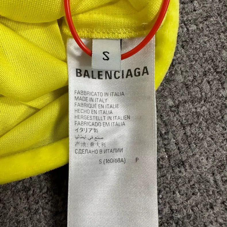 Balenciaga Balenciaga size S Yellow velvet casual shorts Size US 27 - 5 Thumbnail