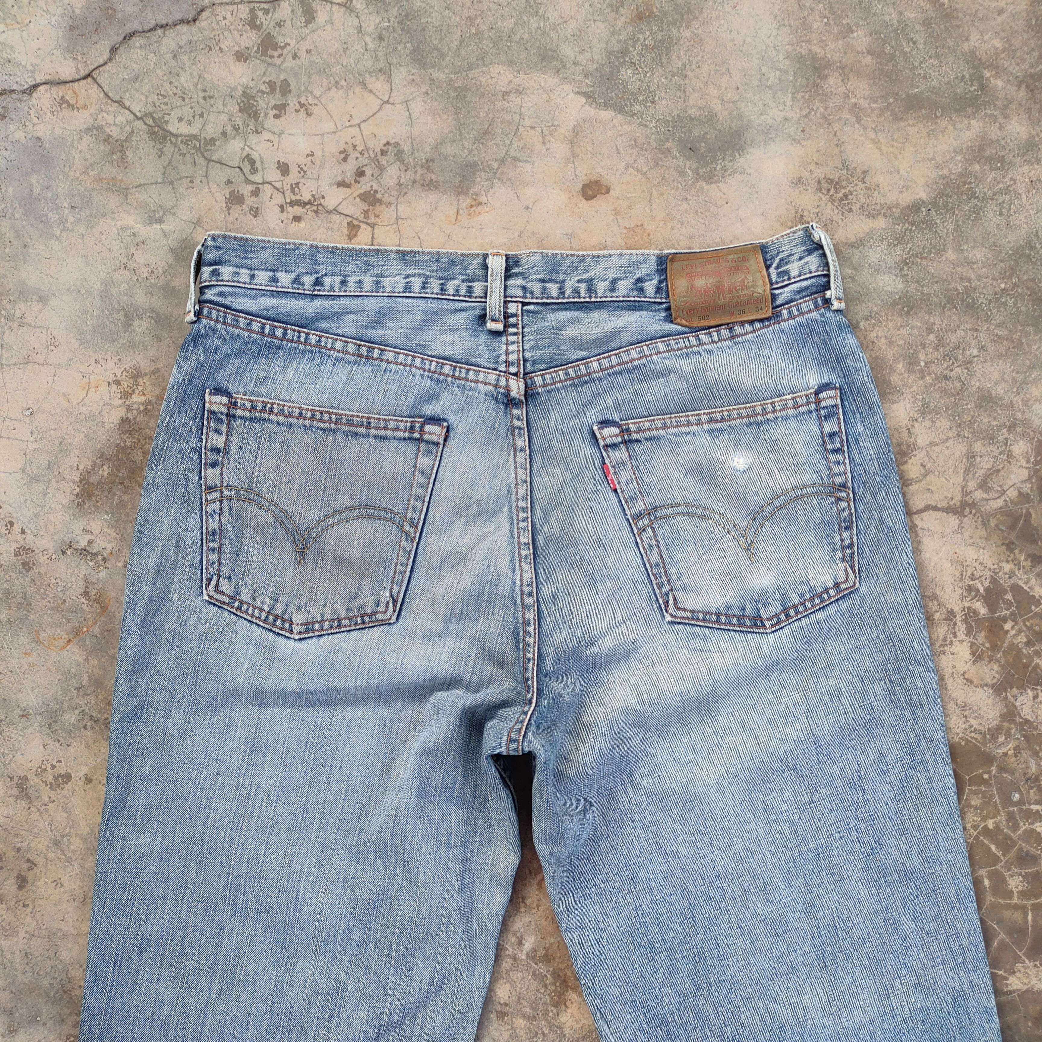 Levi's Vintage Clothing W36 VINTAGE LEVI'S 502 FADED DISTRESSED DENIM JEAN PANTS Size US 36 / EU 52 - 9 Thumbnail