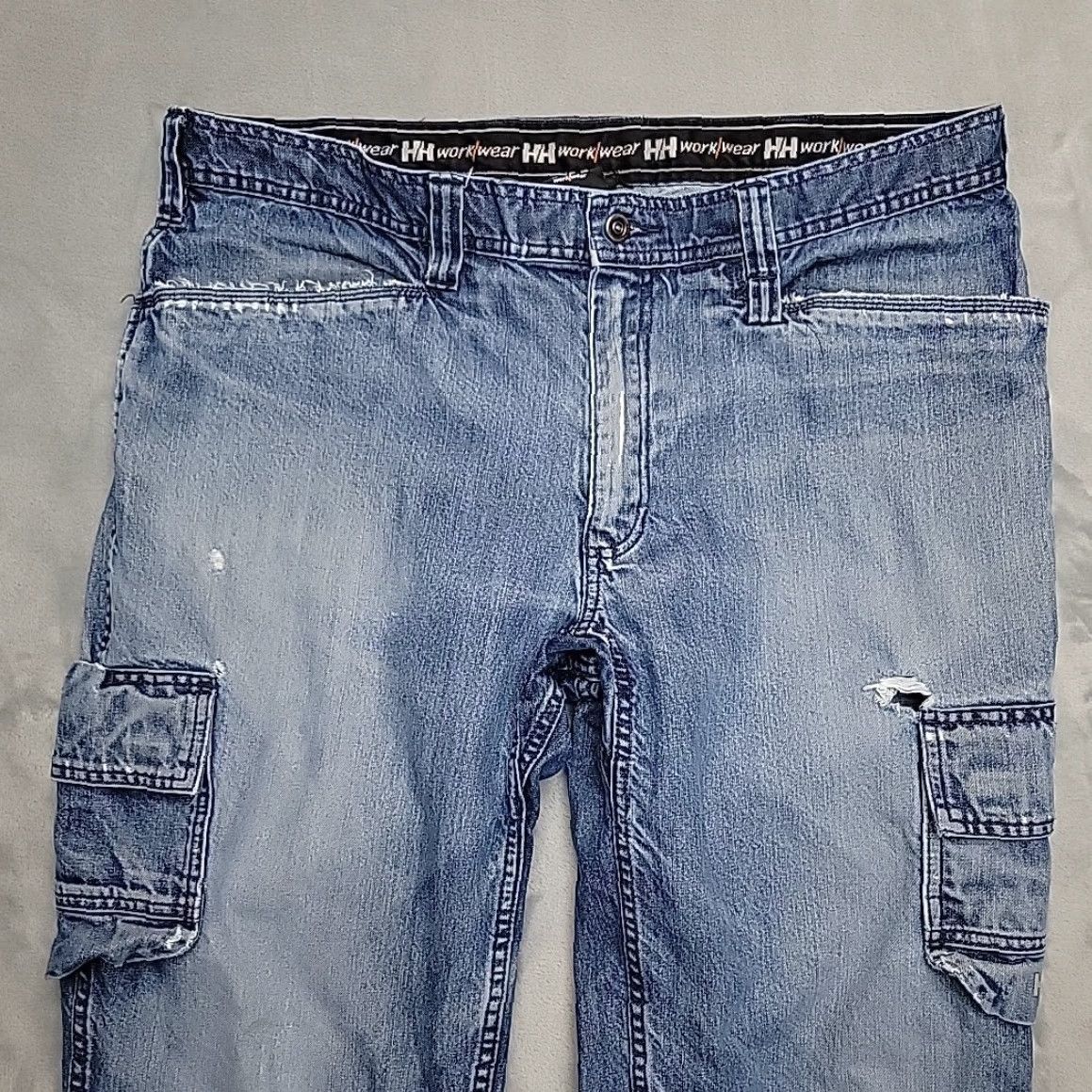 Helly Hansen Helly Hansen Jeans Mens 40 x 32 Faded Blue Denim Cargo Relaxed Fit Work Workwear Jeans Mens 40 Blue Size US 40 / EU 56 - 3 Thumbnail