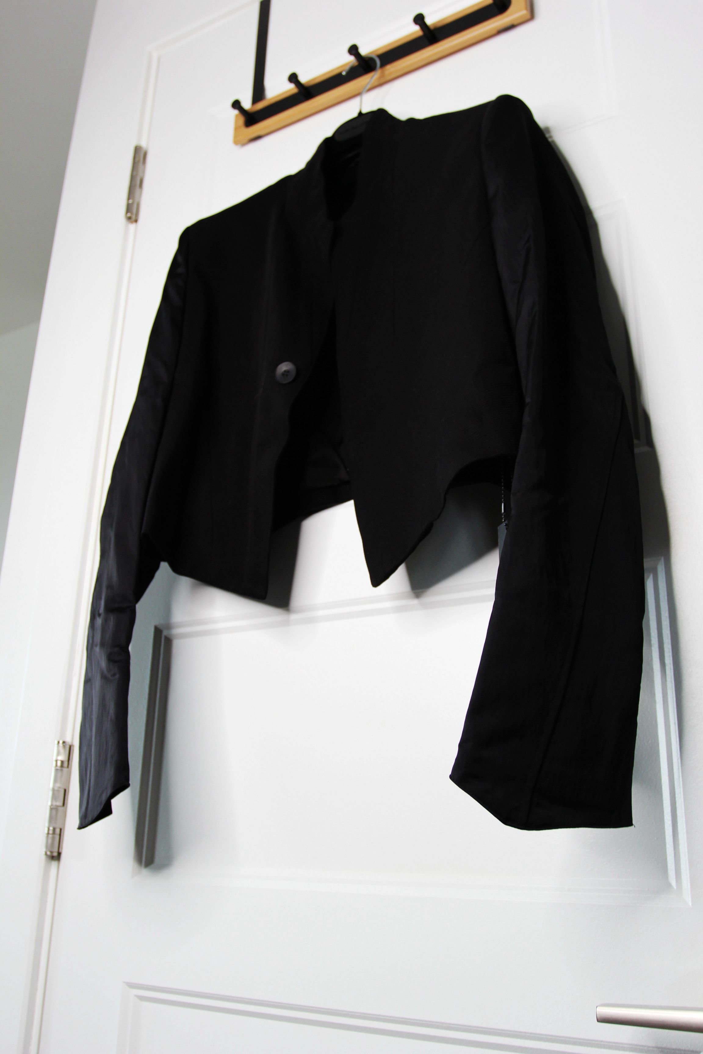 Julius BNWT SS23 JULIUS "GALLU" DUAL MATERIAL CROPPED JACKET 3 Size US L / EU 52-54 / 3 - 5 Thumbnail