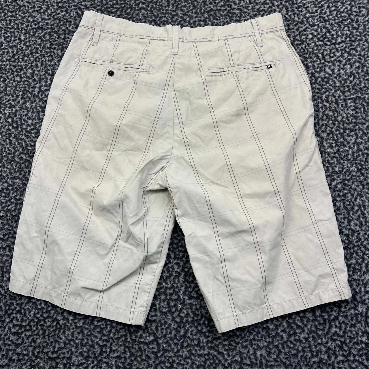 Hurley Hurley Mens Plaid Chino Shorts Beige Size 30 Casual Outdoor Size US 30 / EU 46 - 2 Thumbnail