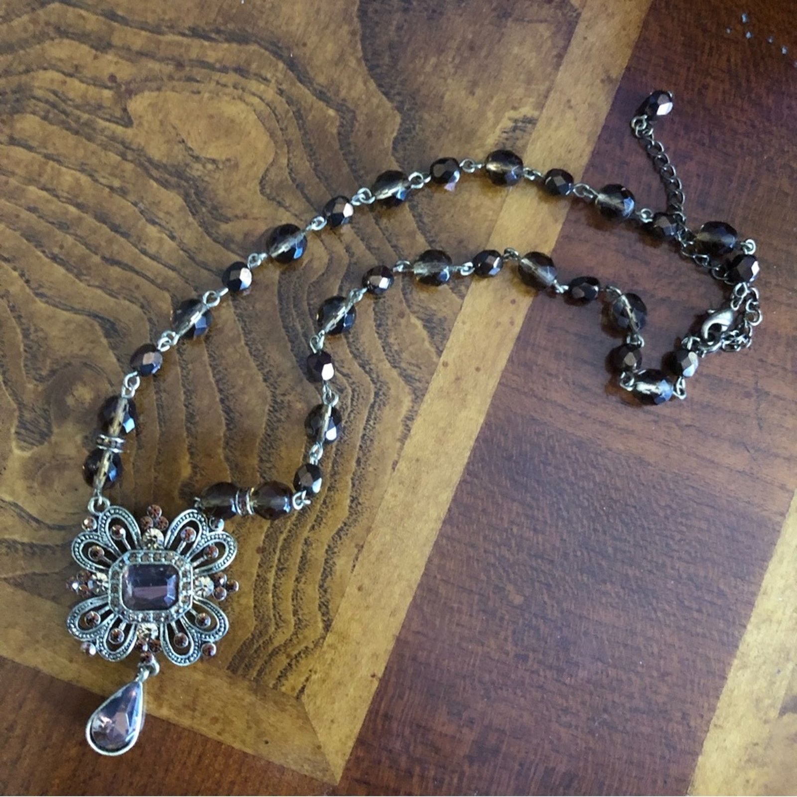 Vintage Vintage Avon brown topaz elegant chandelier style necklace Size ONE SIZE - 8 Thumbnail