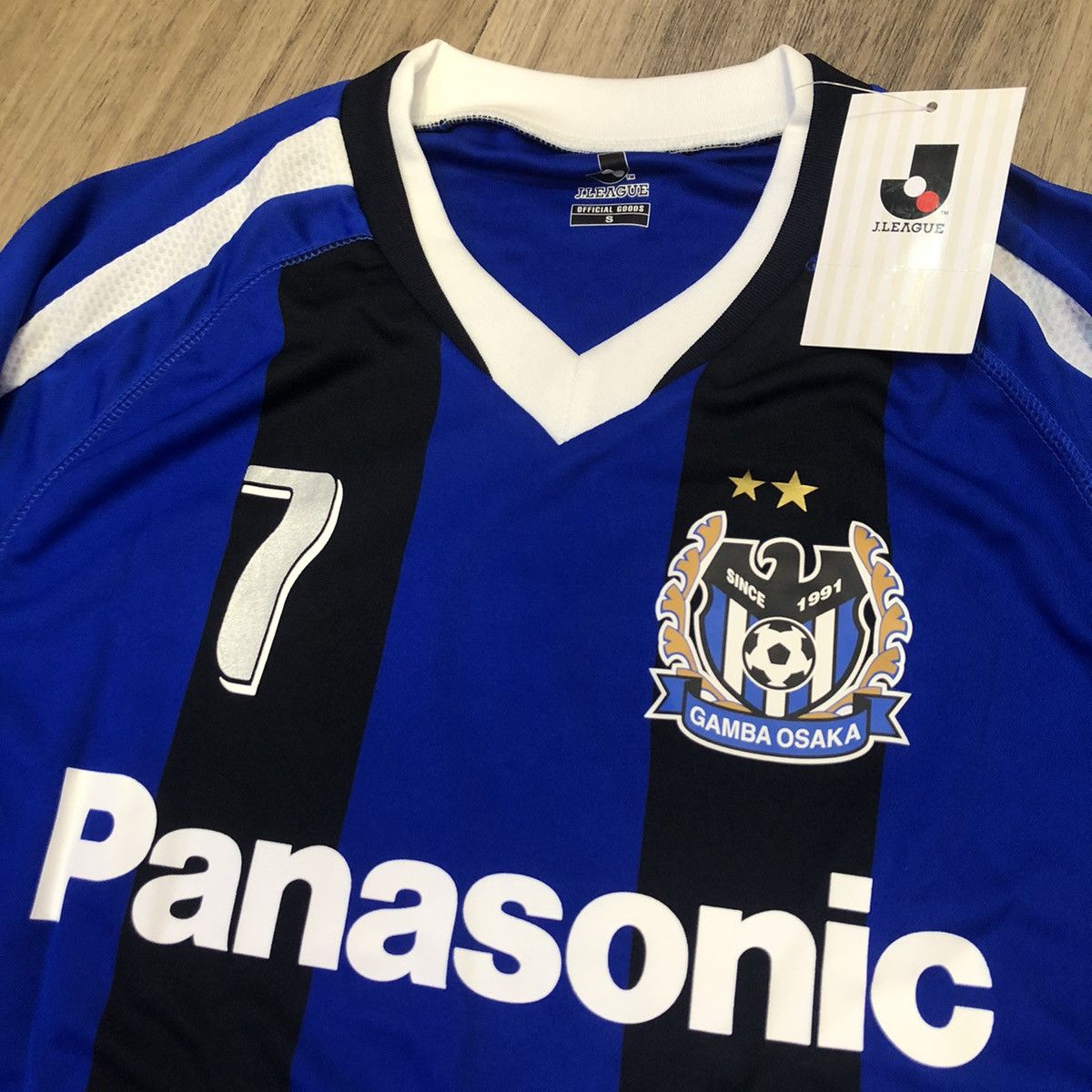 Japanese Brand Osaka Gamba 07/08 j.league home shirt #7 Endo Size US S / EU 44-46 / 1 - 3 Thumbnail
