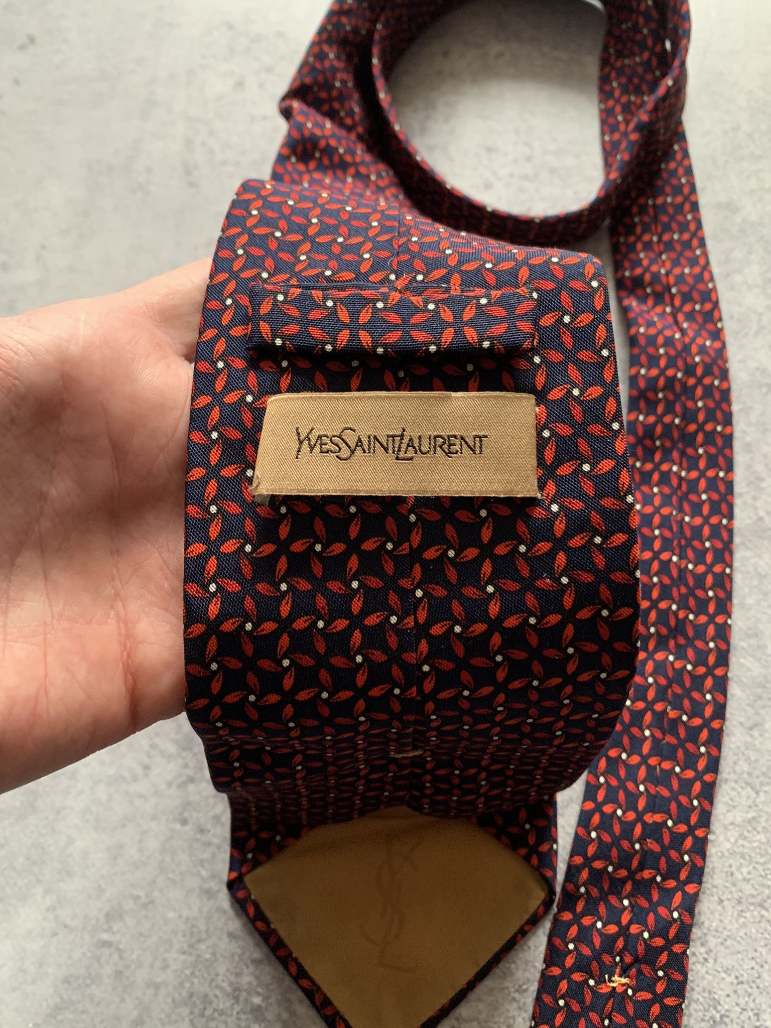 Yves Saint Laurent Vintage YSL 100% Silk Mens Luxury Tie Size ONE SIZE - 5 Thumbnail
